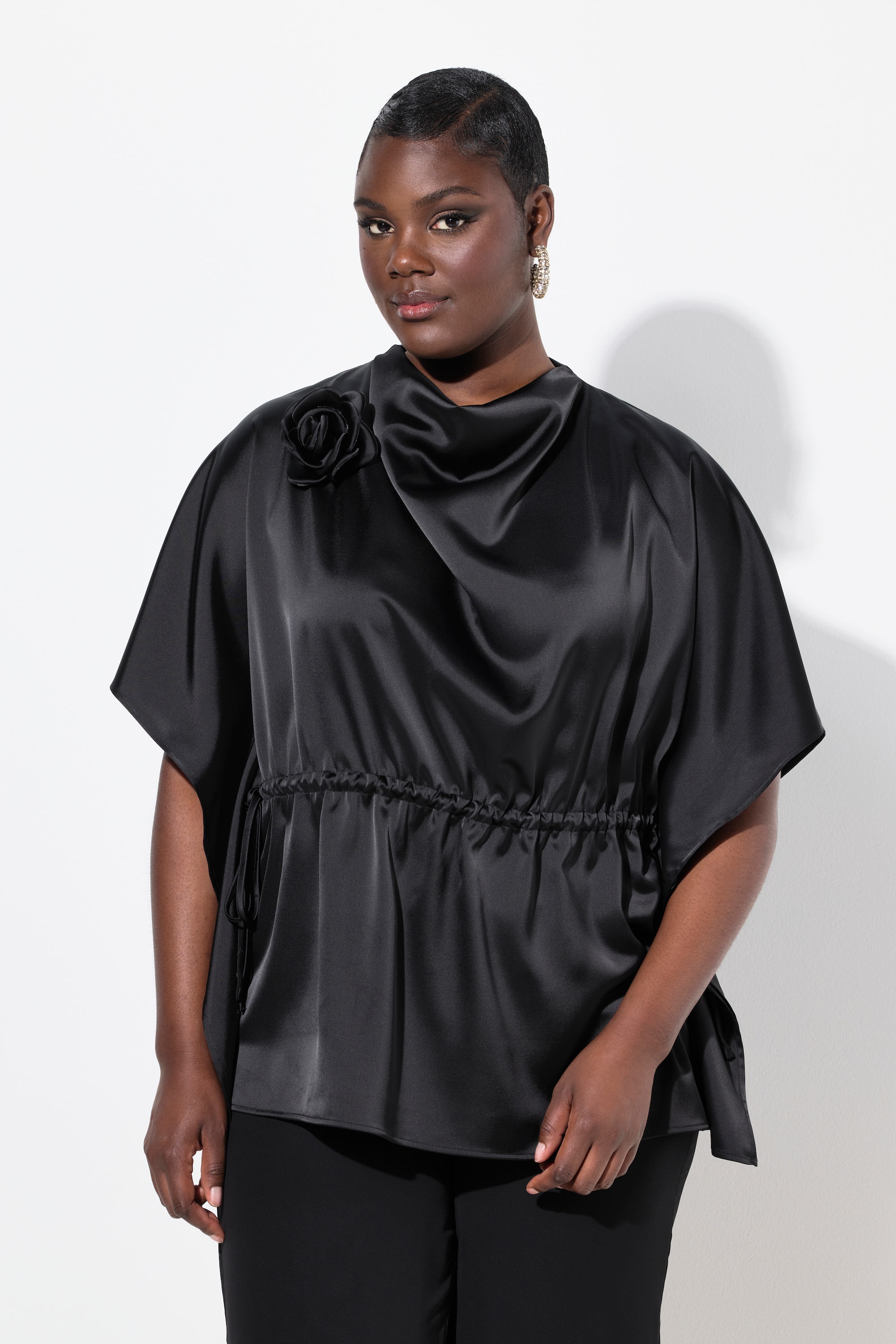 Blouse oversize avec col bénitier, ULLA POPKEN