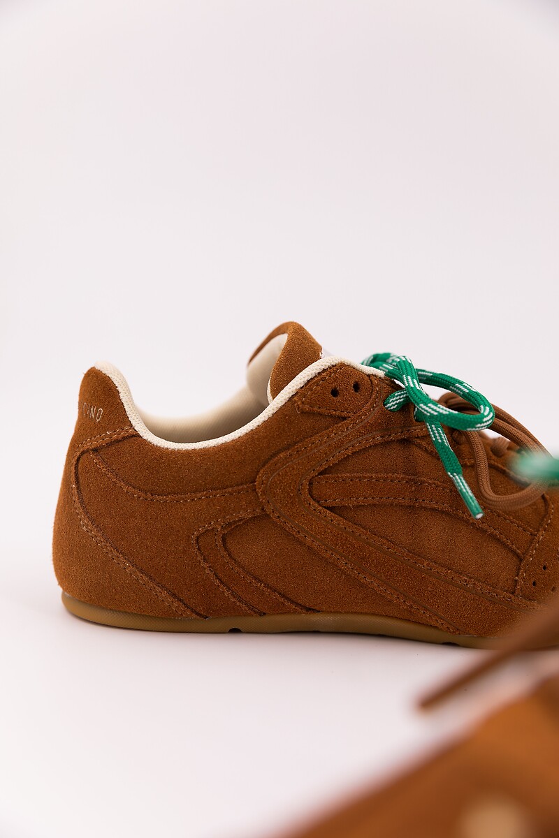 0-105 Zapatillas de ante COSMO — foto 3