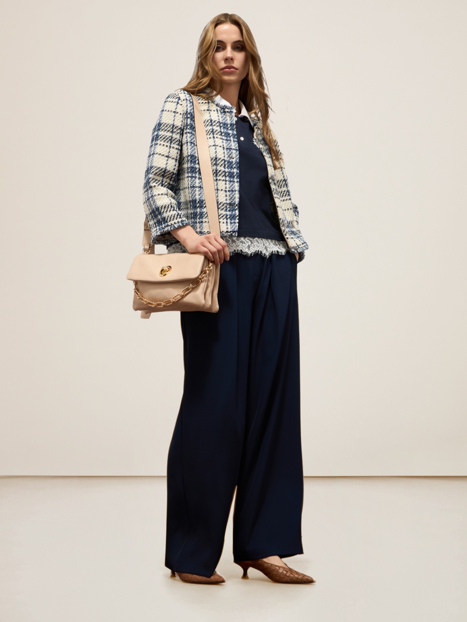 Pantalon palazzo en tissu fluide, OLTRE