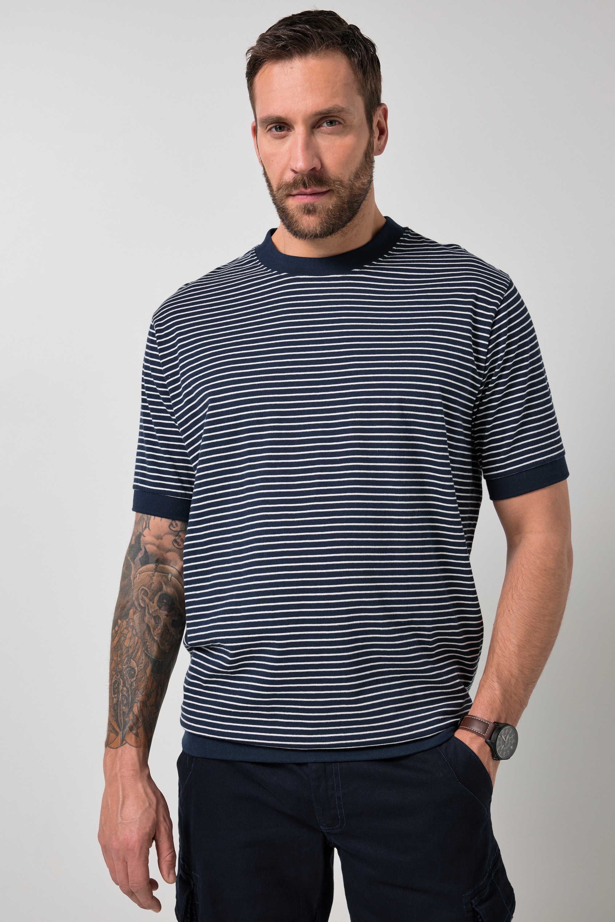 T-shirt à rayures. Manches courtes, JP1880