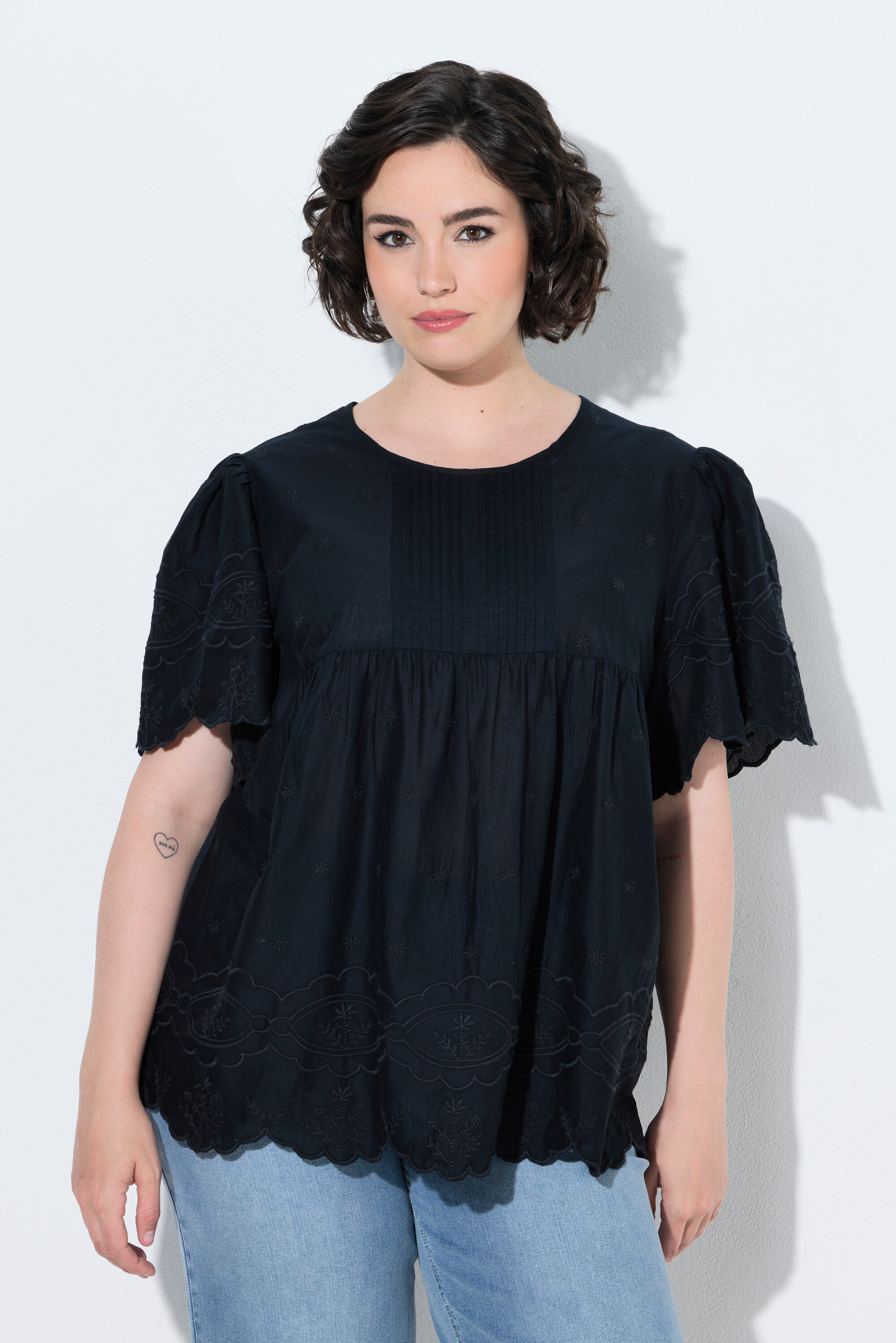 T-shirt avec broderies et passepoils, ULLA POPKEN