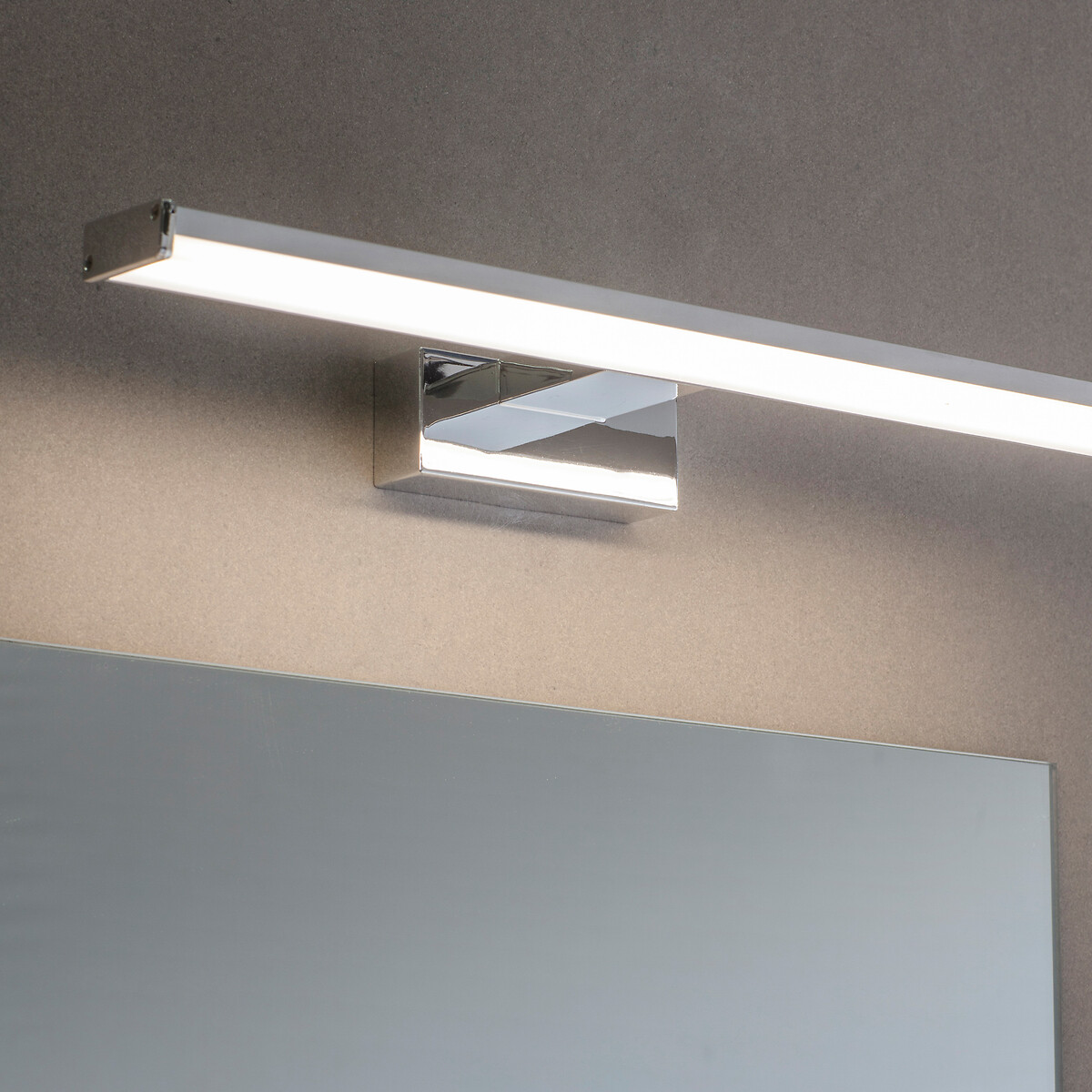 Axie Chrome Finish Bathroom Wall Light, SO'HOME