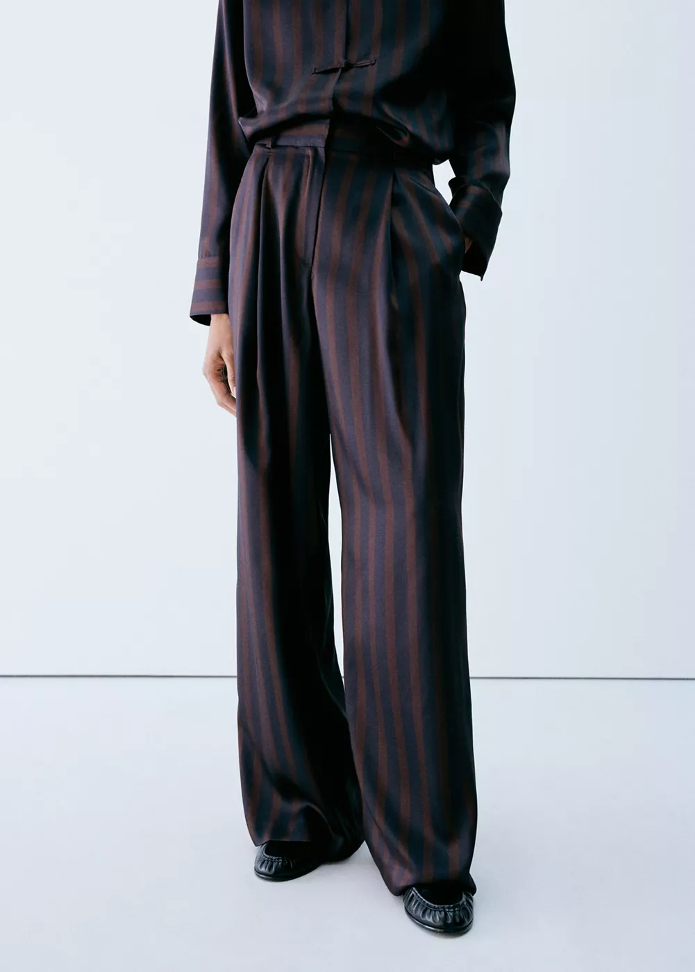 Pantalon rayures pinces, MANGO