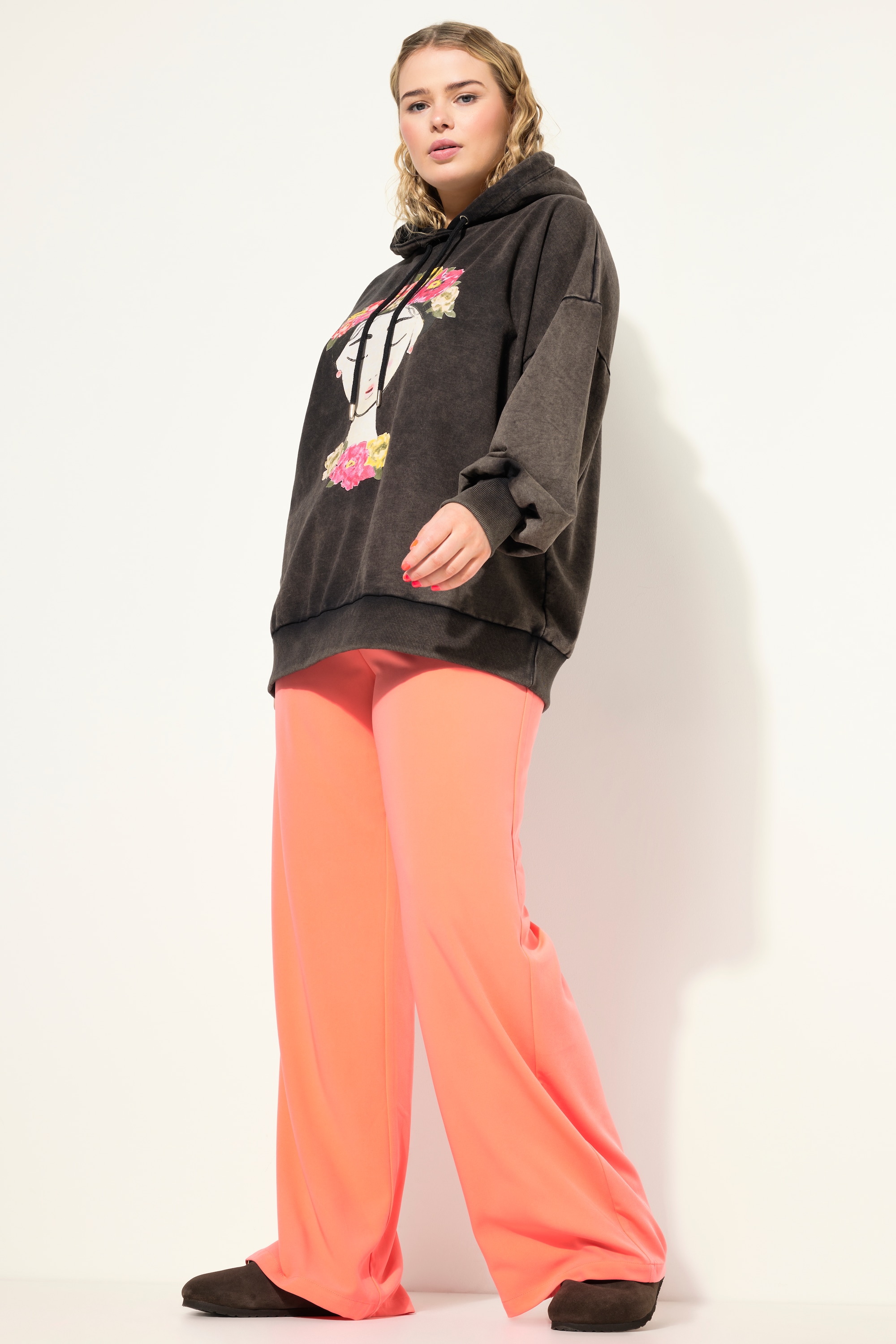 Pantalon à taille haute et jambe, STUDIO UNTOLD