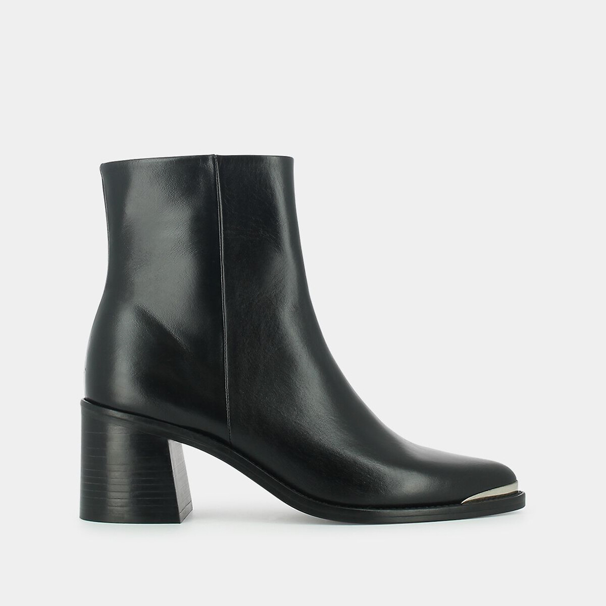Delo Pointed Ankle Boots in Leather
