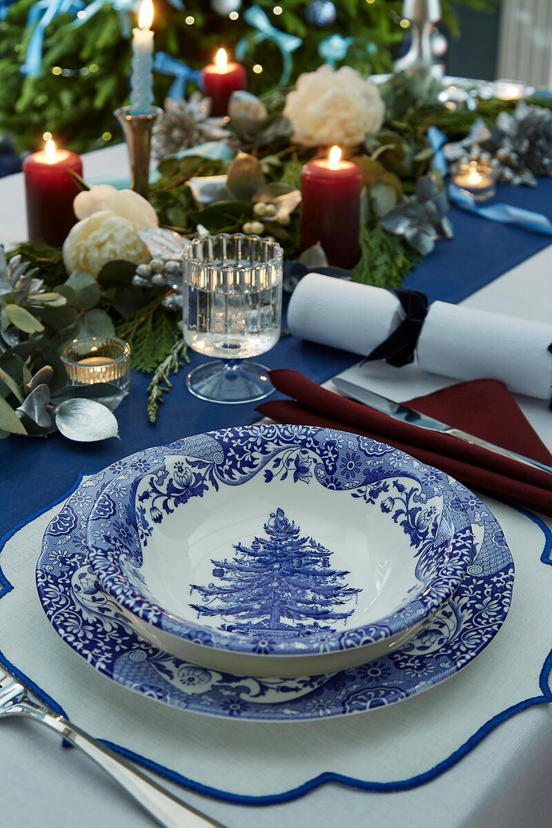Set of 4 Blue Christmas Tree Cereal Bowls, SPODE