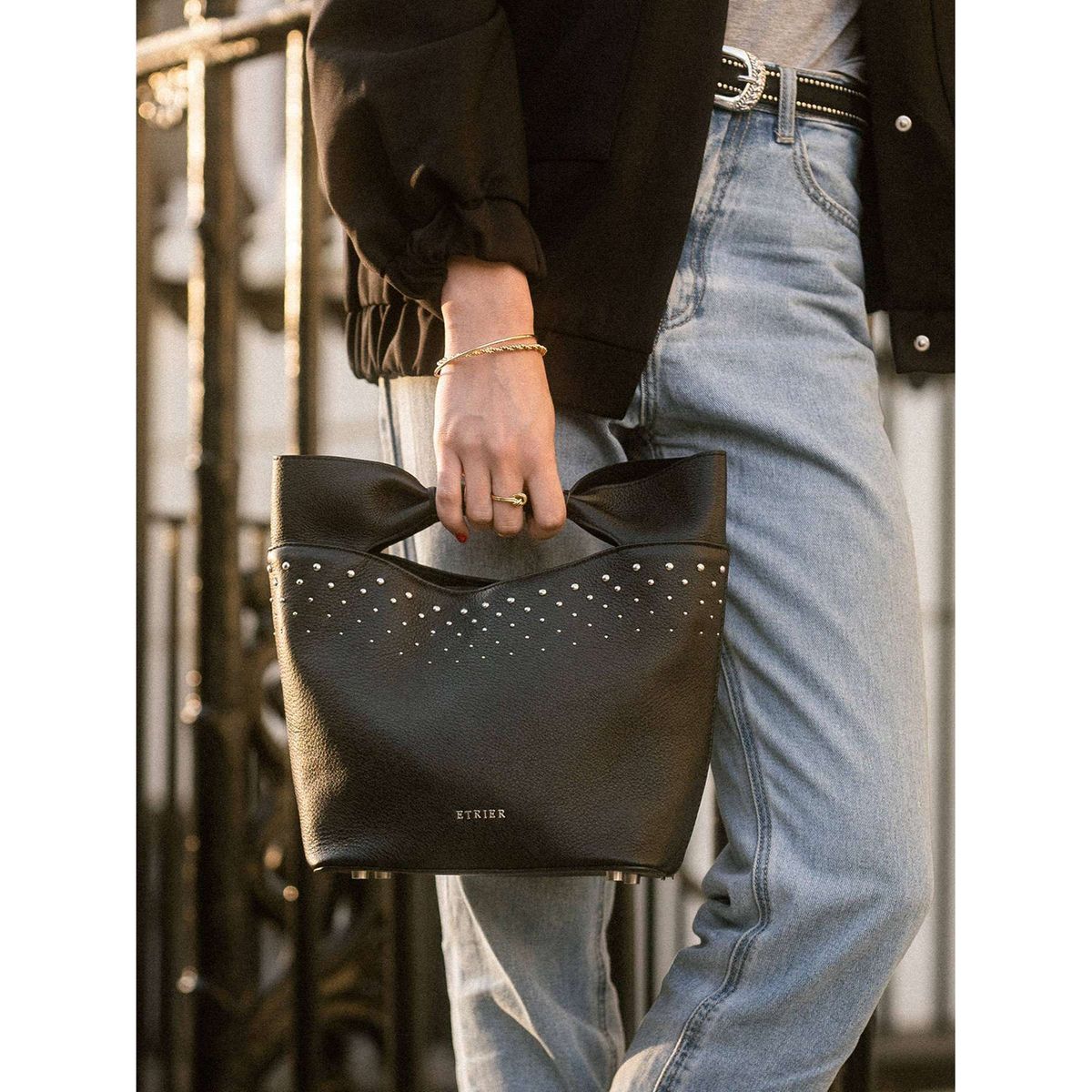 Sac etrier top noir