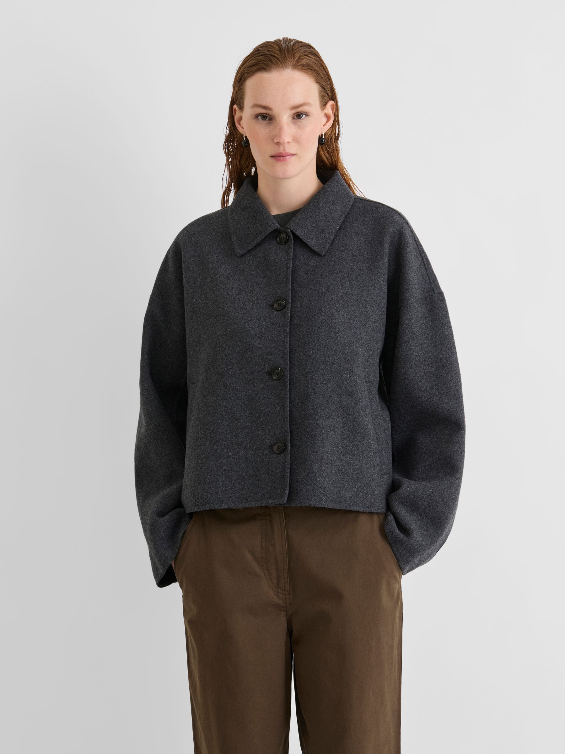 Veste, ROUGE EDIT