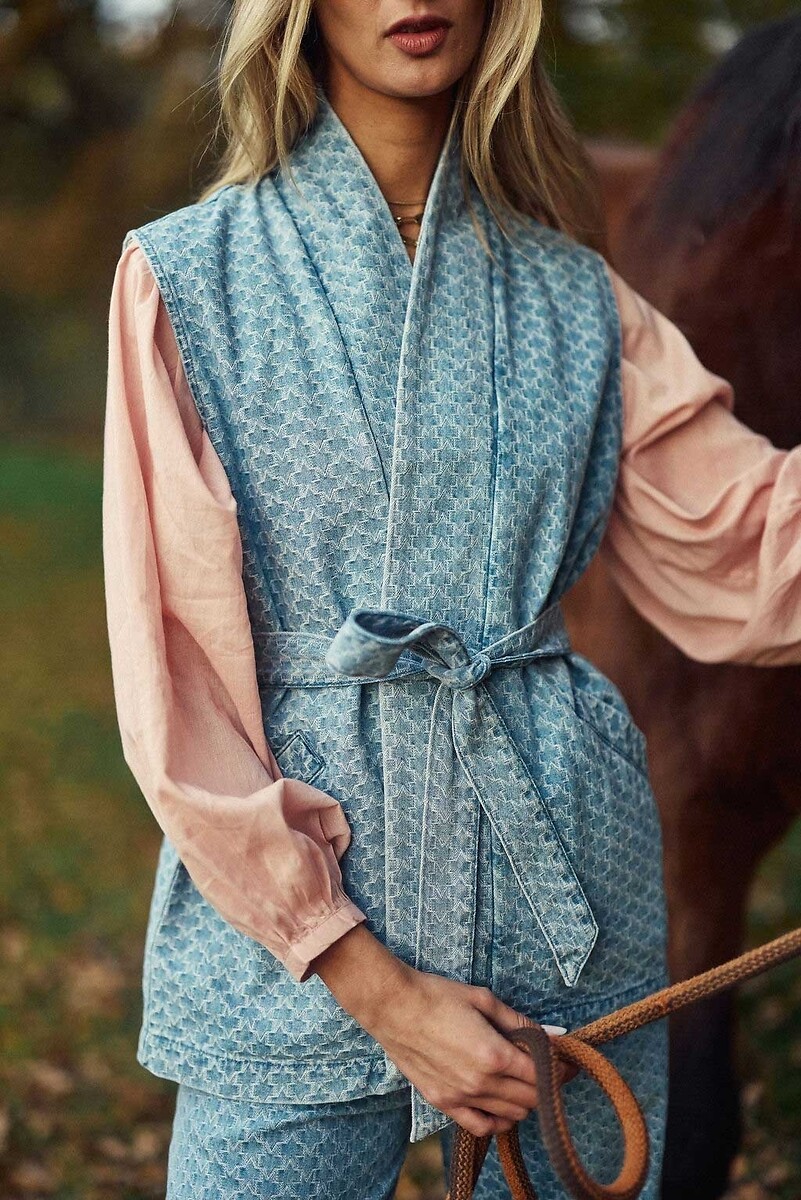 Sleeveless Jacket in VERANY Printed Denim, LA PETITE ETOILE