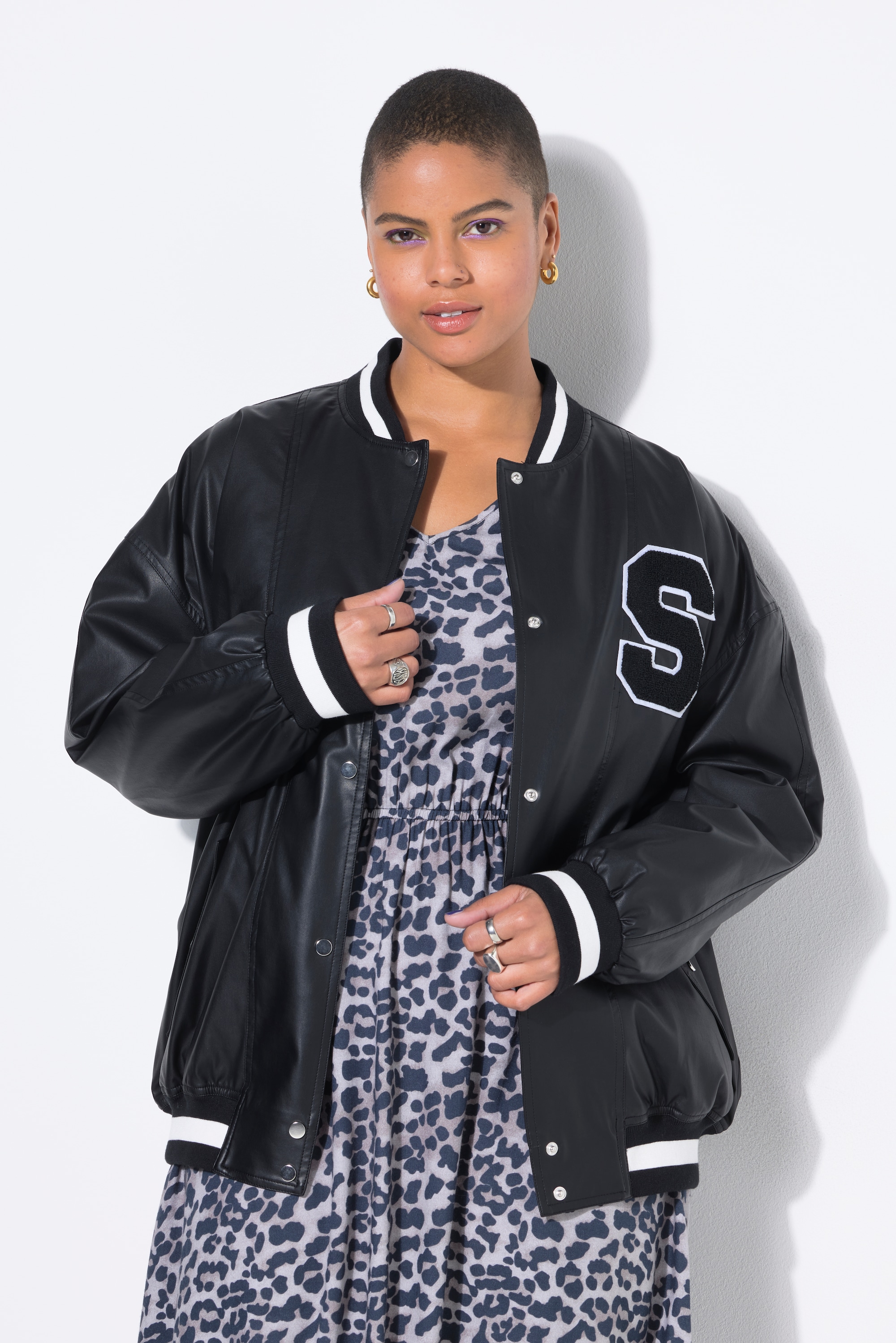 Veste en simili, STUDIO UNTOLD