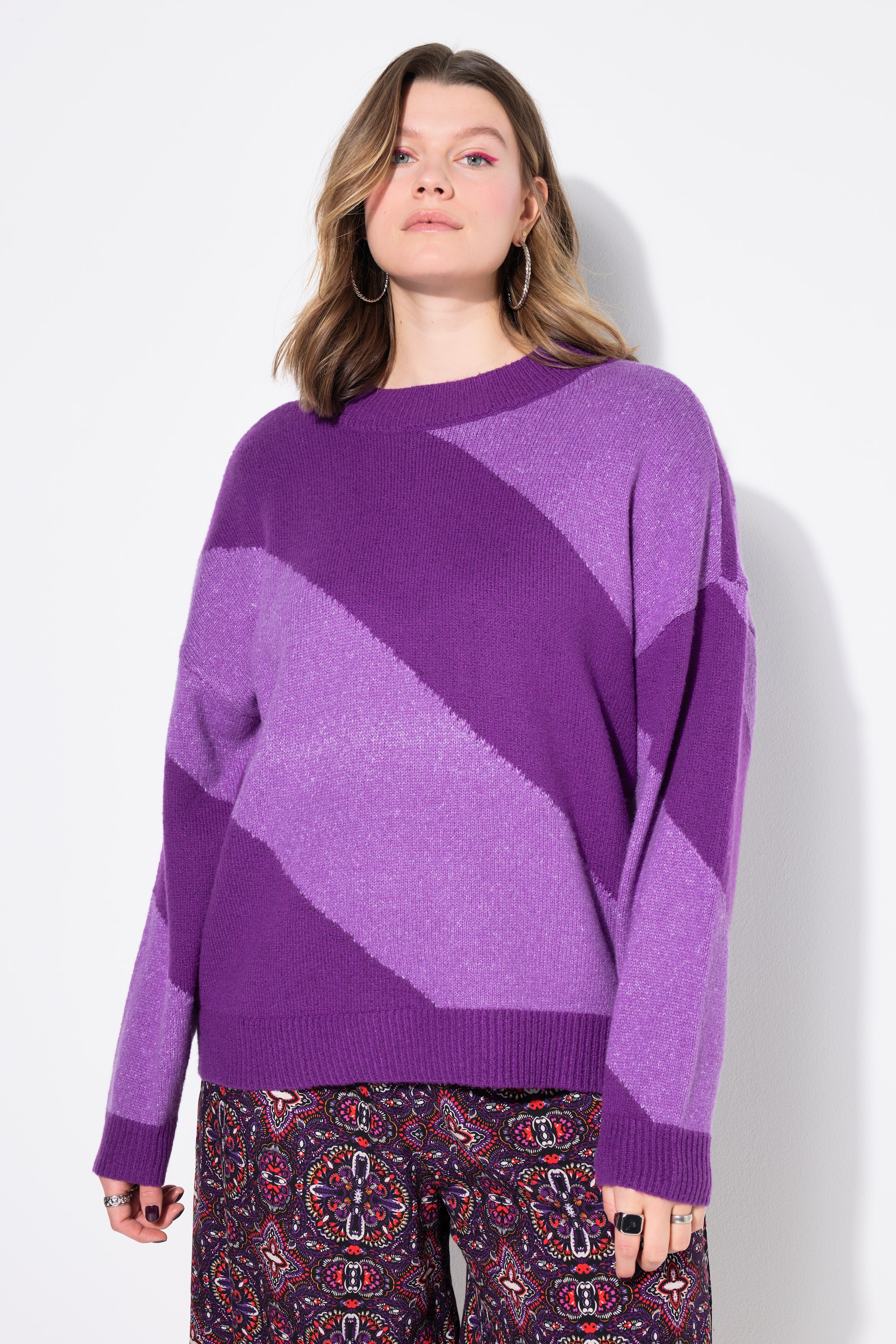 Pull oversize, larges rayures en diagonale, STUDIO UNTOLD