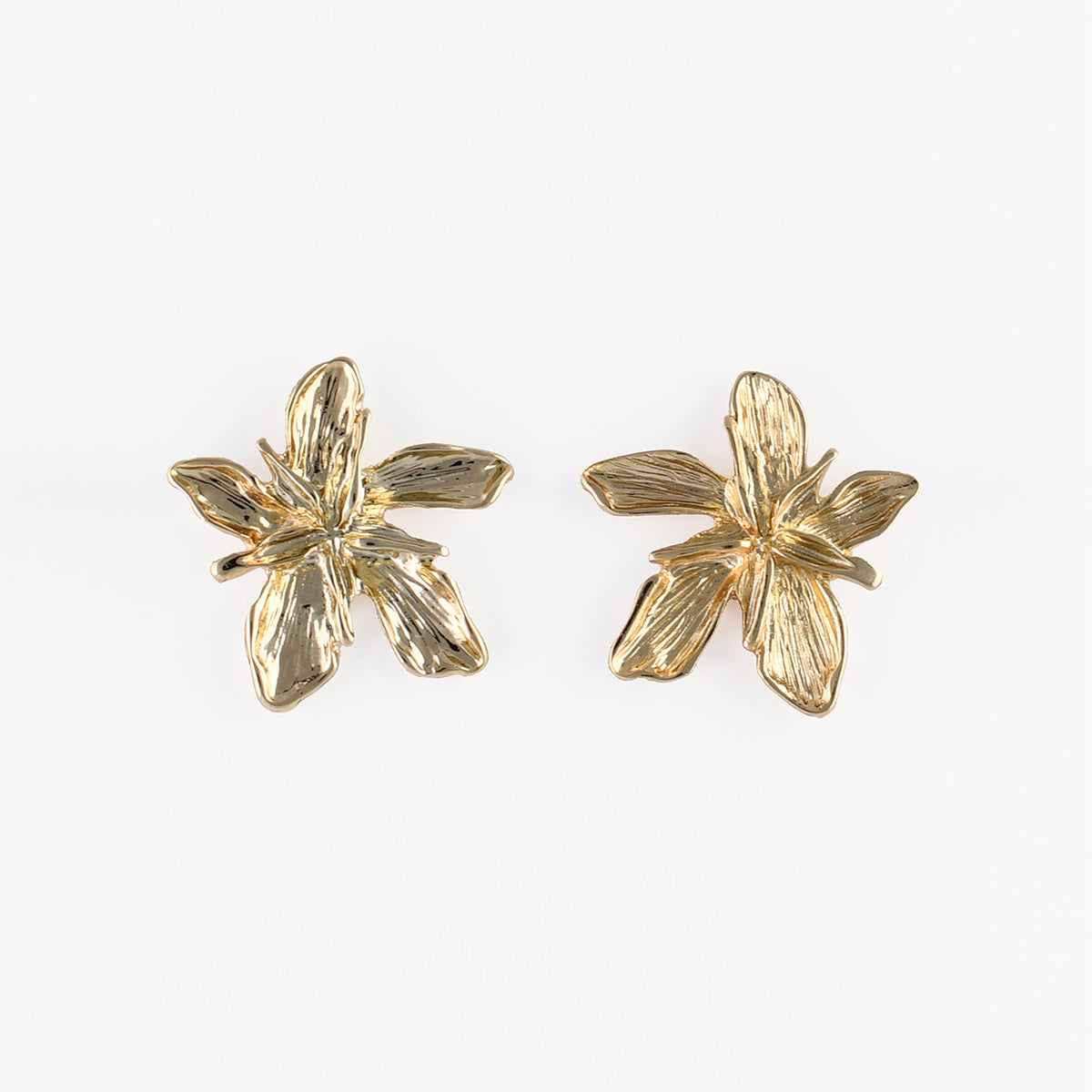 Boucles d'oreilles fleurs texturées dorées, BALABOOSTE