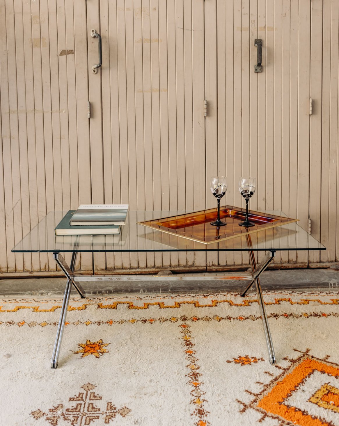 Table basse au plateau en verre Donna N°1559 - Bon état, DEBONGOUT