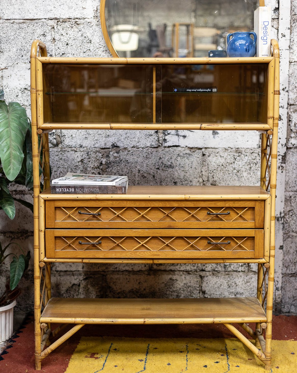 Charmante armoire en rotin Blandine N°544 - Bon état, DEBONGOUT