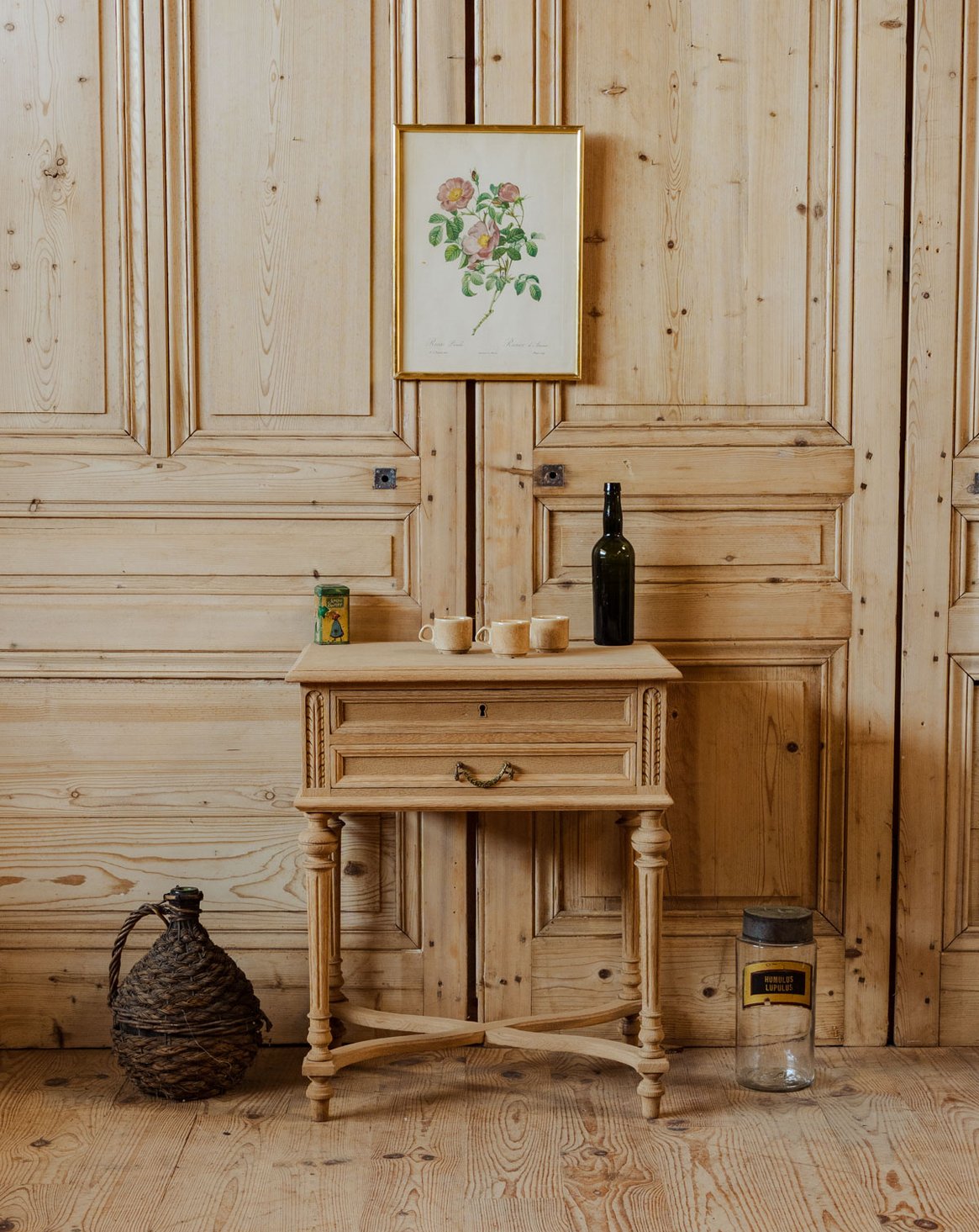 Meuble d'appoint en bois Gilbert N°1557 - Bon état, DEBONGOUT