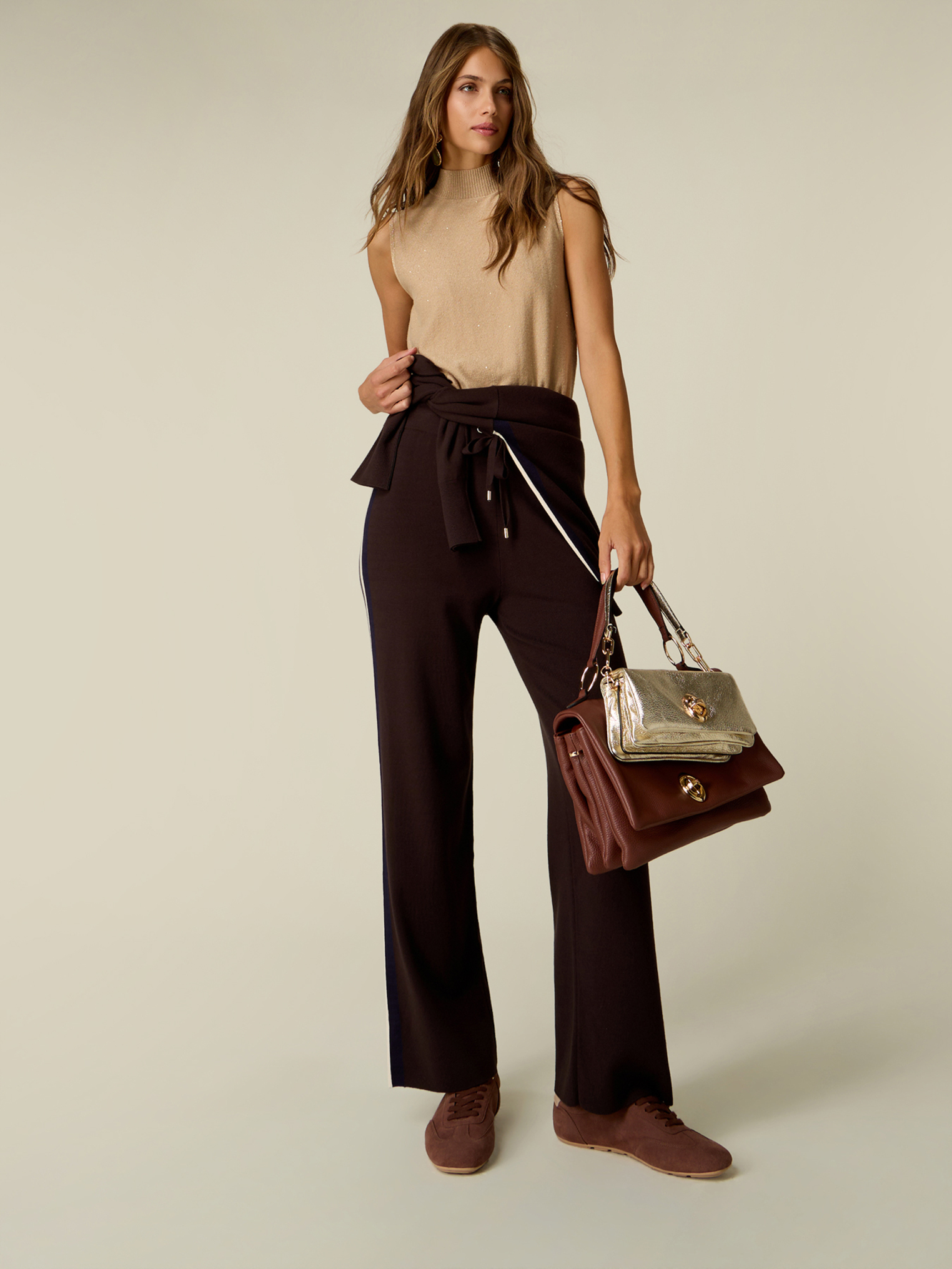 Pantalon palazzo, OLTRE