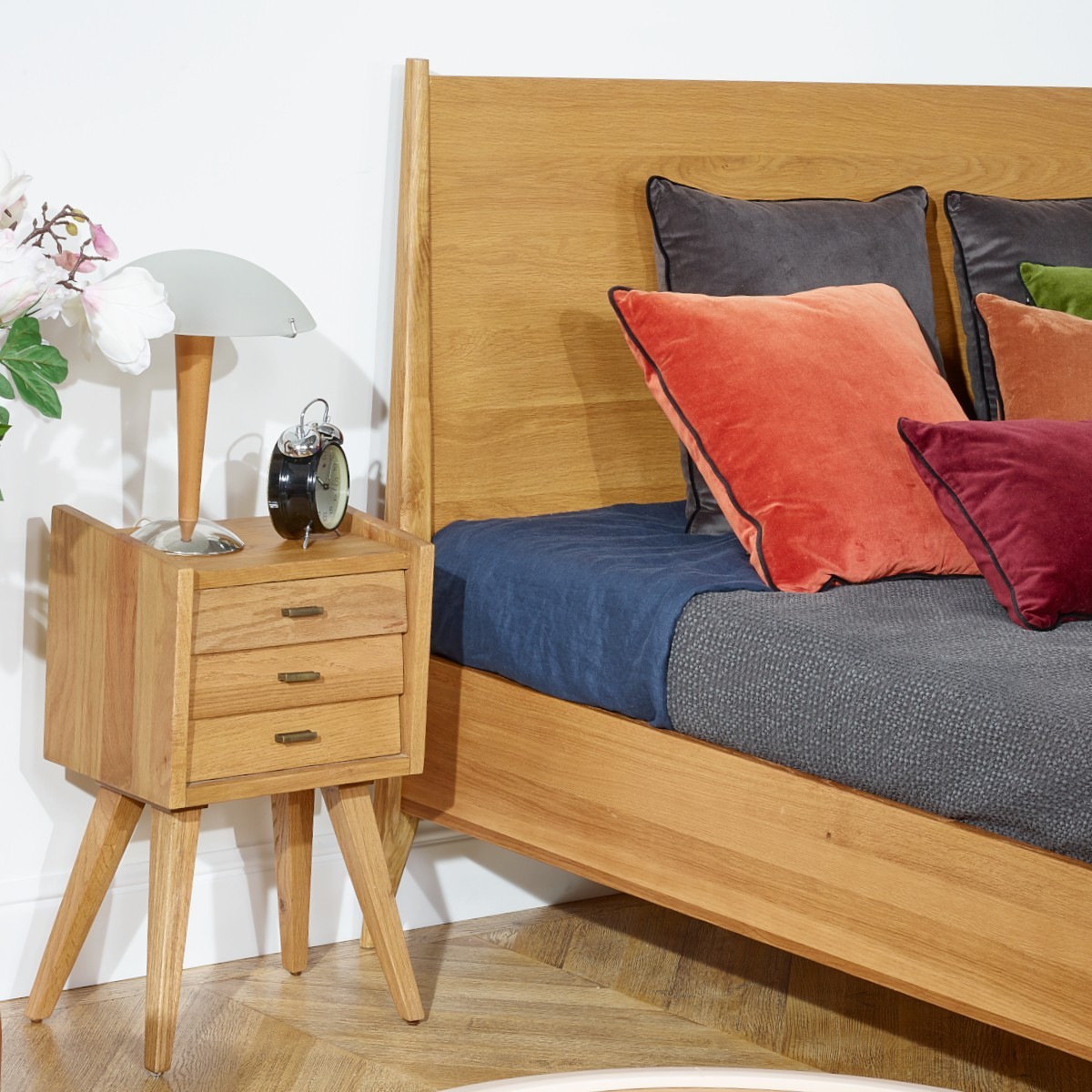 Chevet en chêne style scandinave, 2 tiroirs NICOLAS, ROBIN DES BOIS