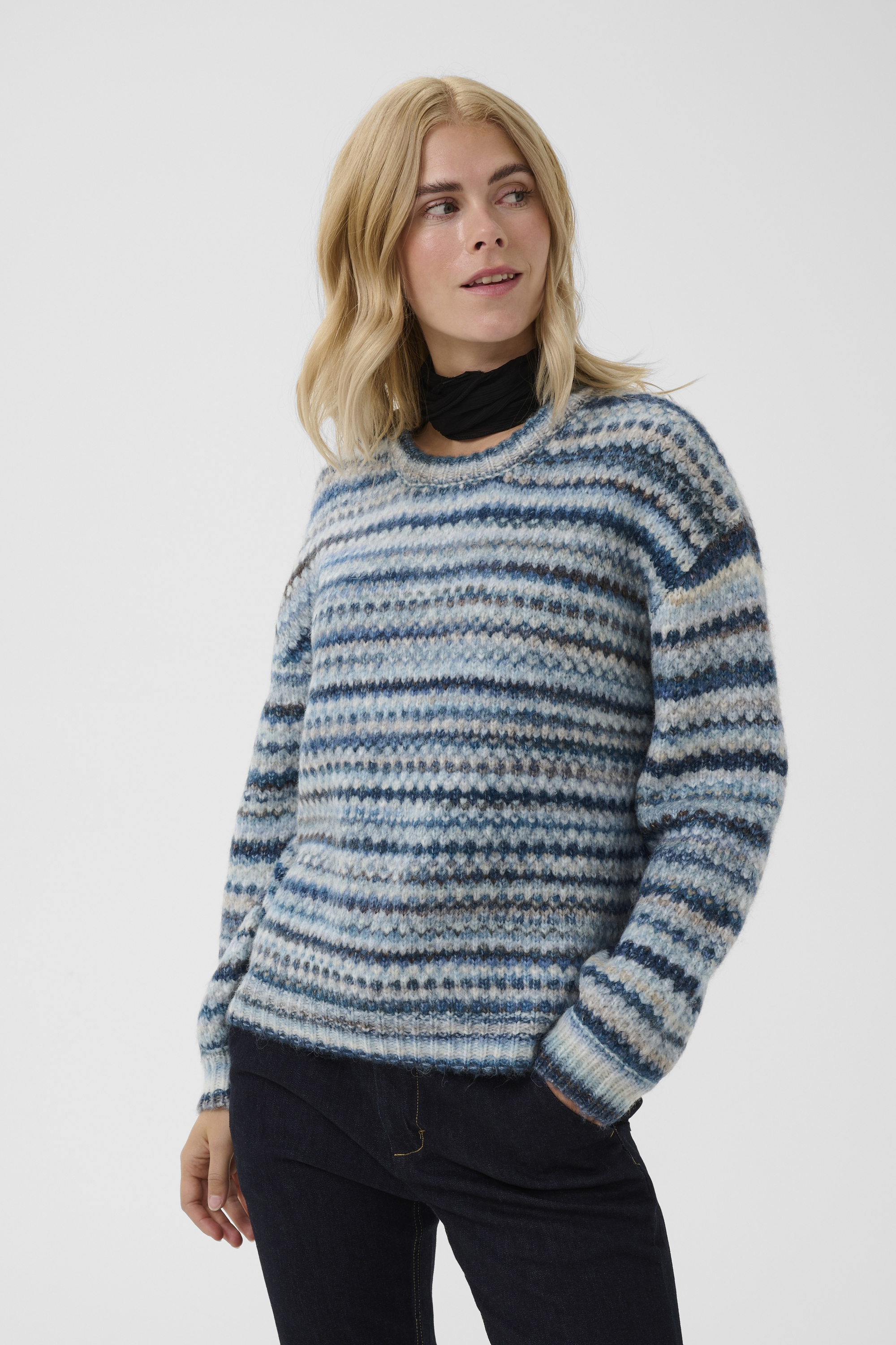 Pullover tricoté, CULTURE