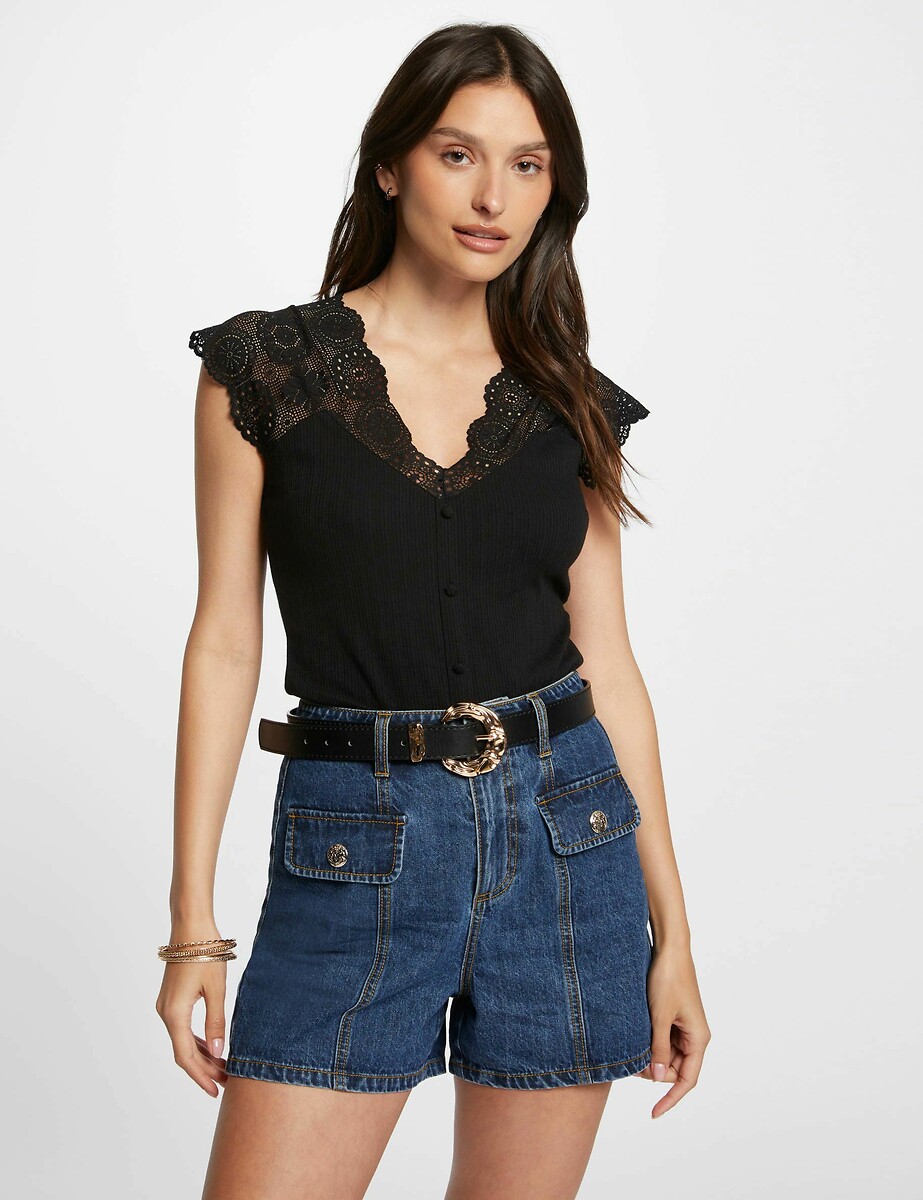 T-shirt met V-hals en korte mouwen