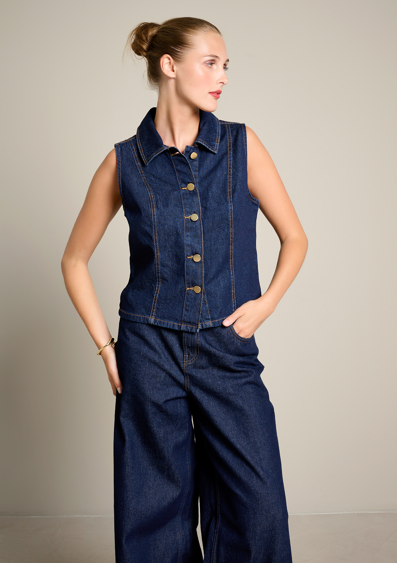 Veste sans manches en denim, LOLALIZA