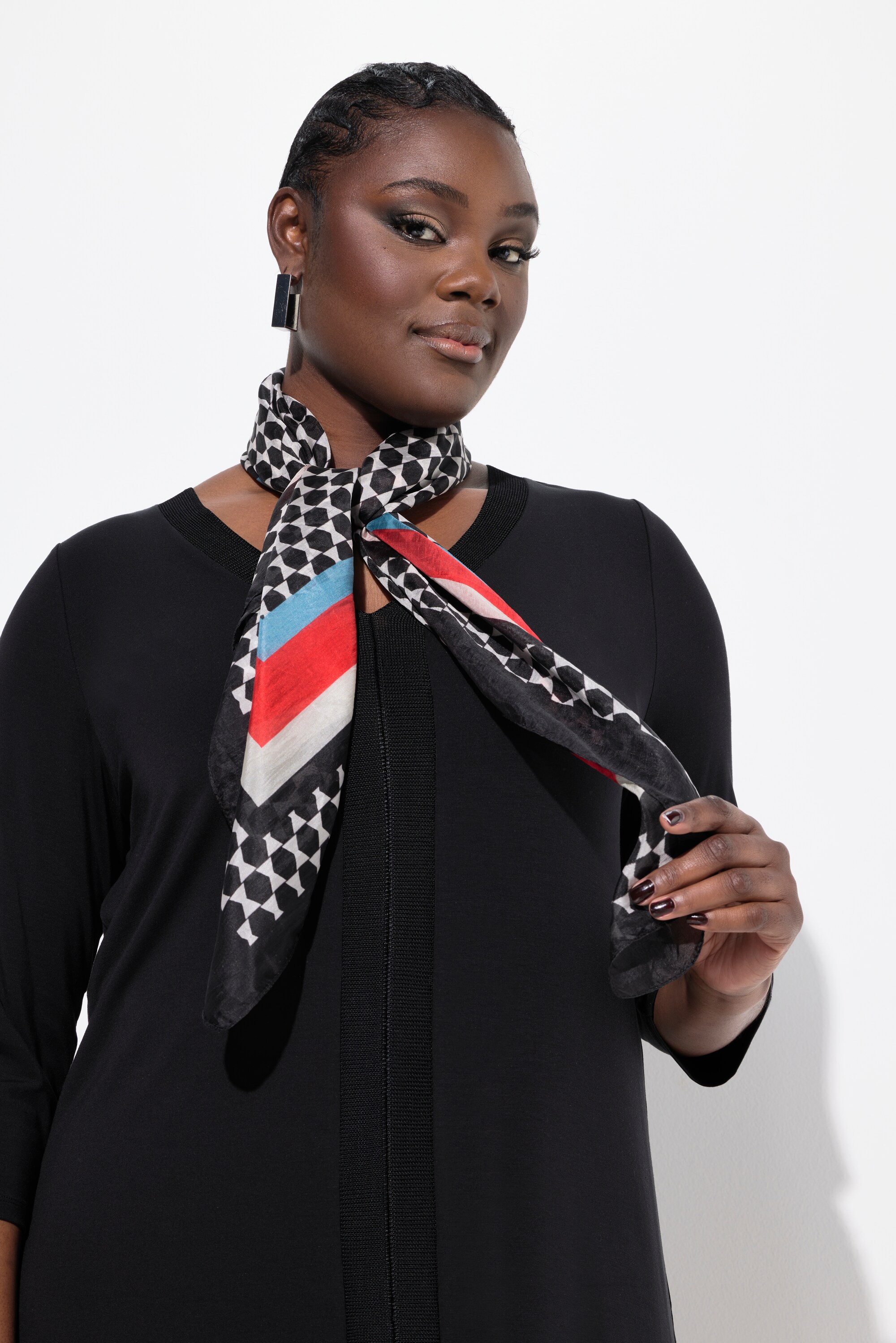 Foulard en soie carré, motif graphique, ULLA POPKEN