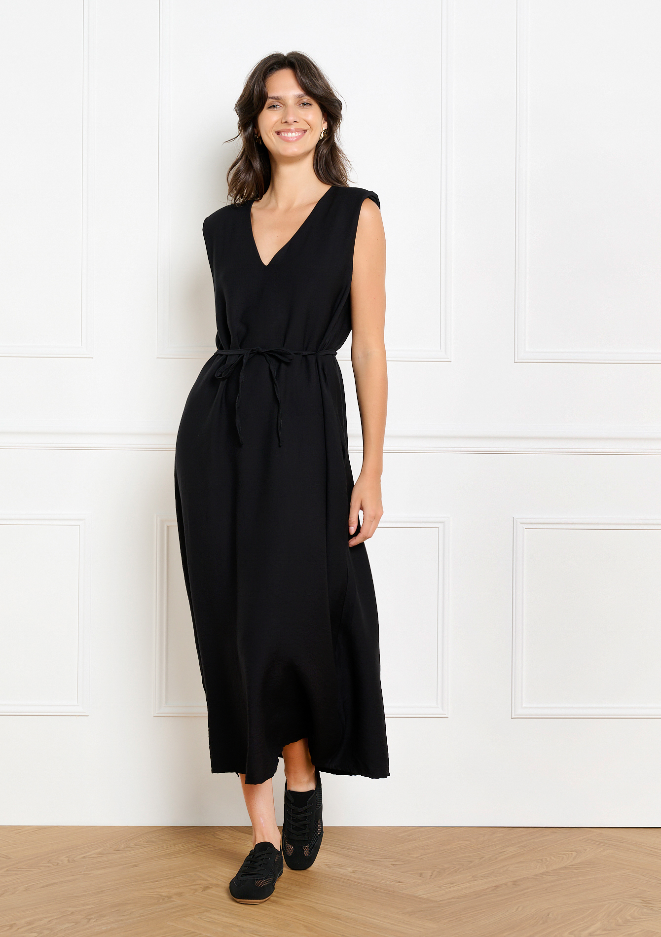 Robe maxi col V ceinturée, LOLALIZA