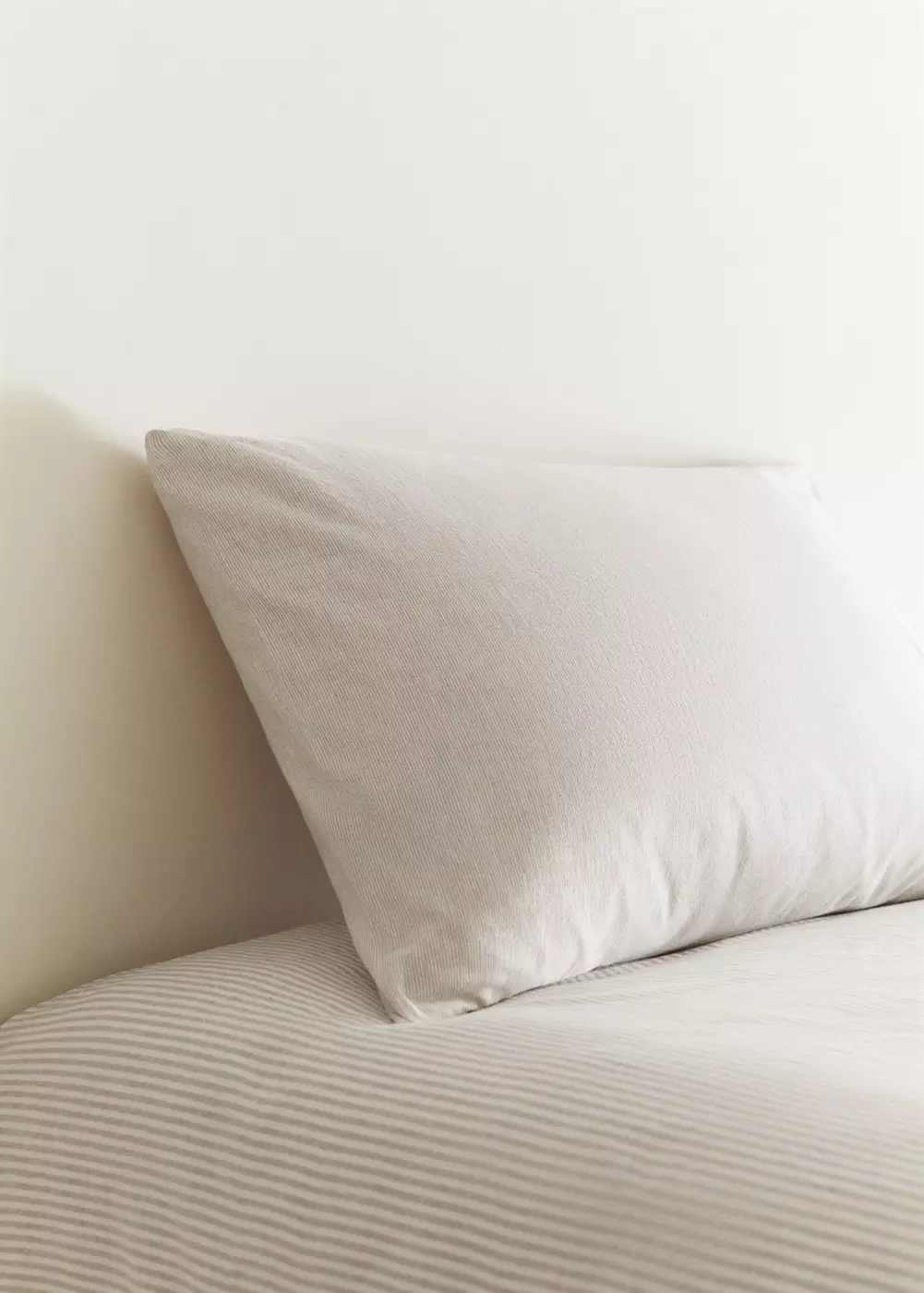 Taie d’oreiller enfant coton lin à rayures 50 x 75 cm, MANGO HOME