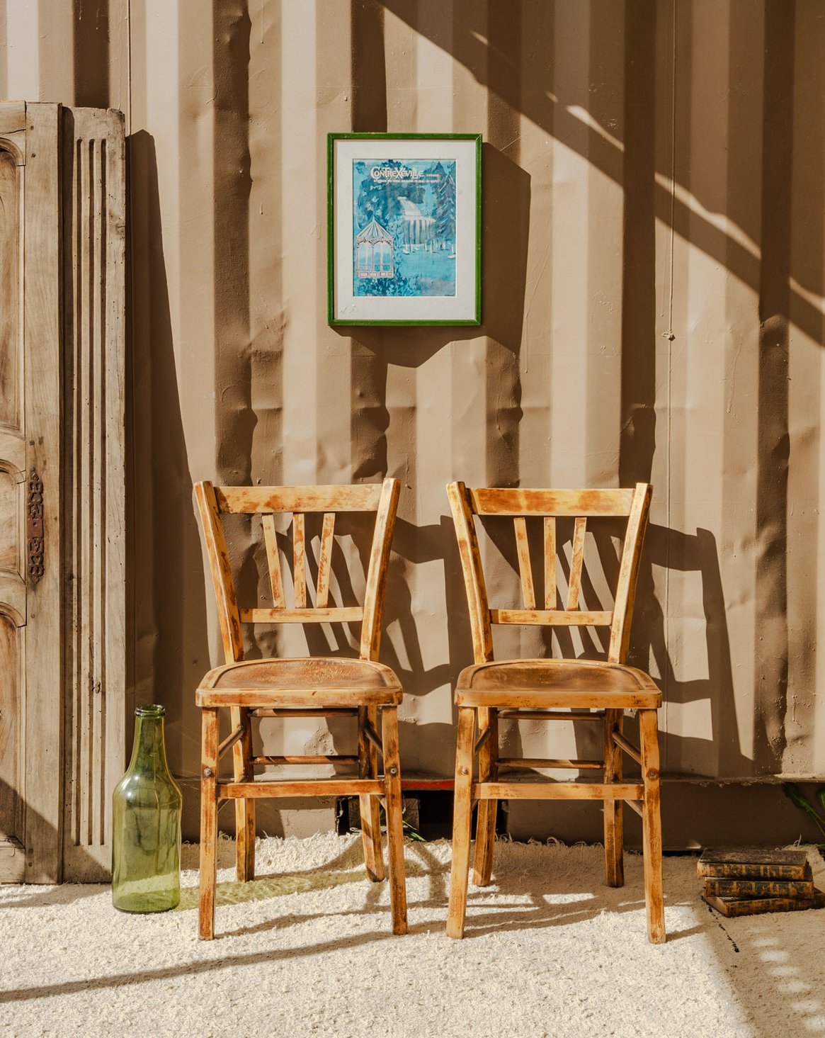 Paire de chaises en bois Claude N°1488 - Bon état, DEBONGOUT