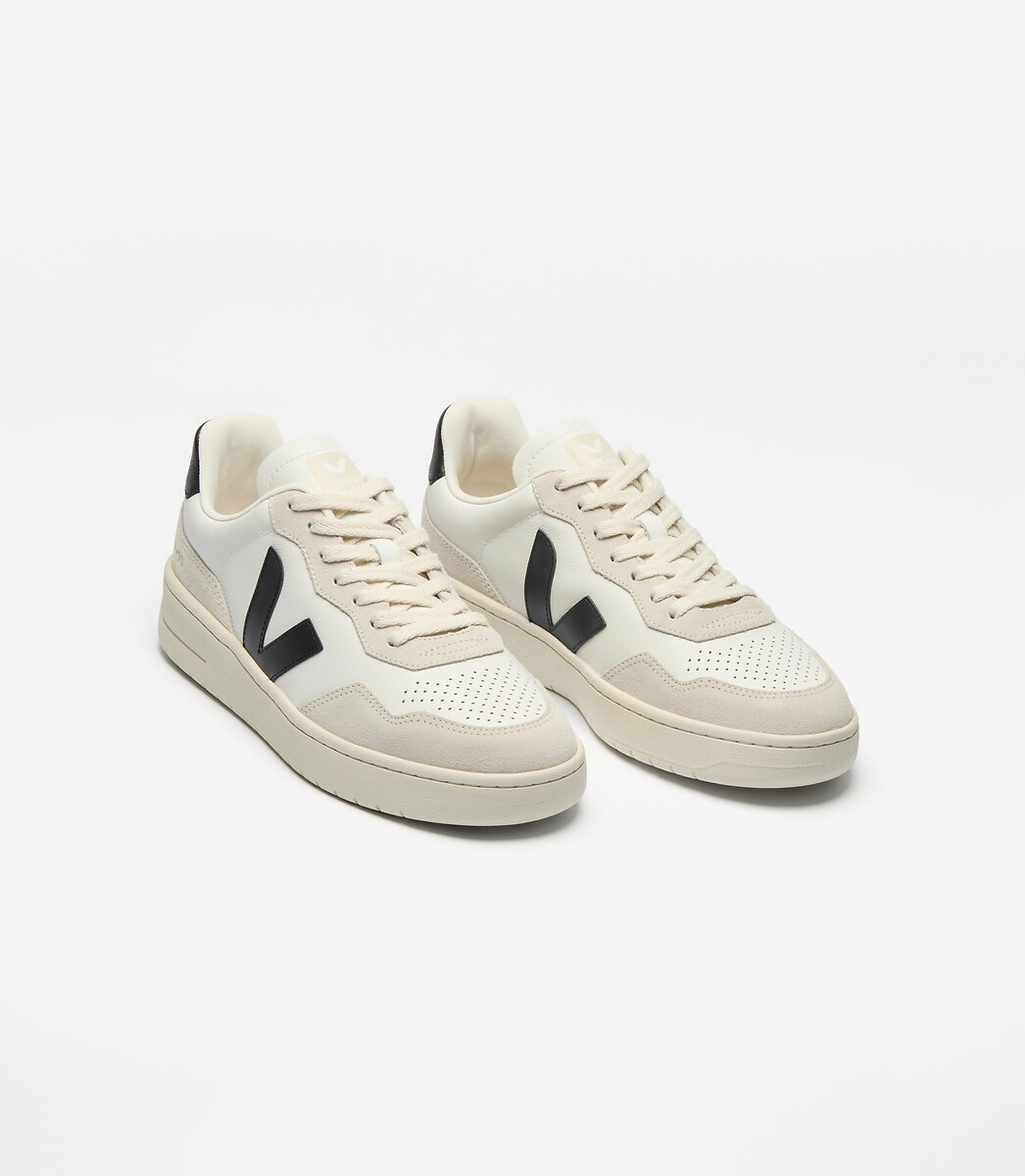 Baskets cuir V-90