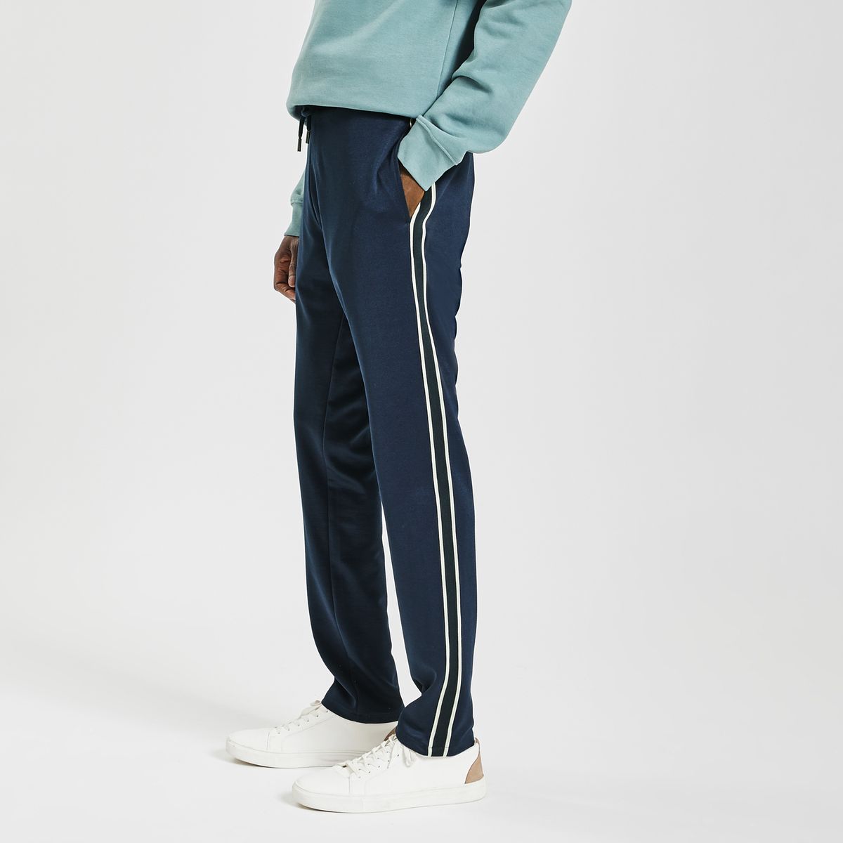V tements et accessoires de sport en solde JULES La Redoute