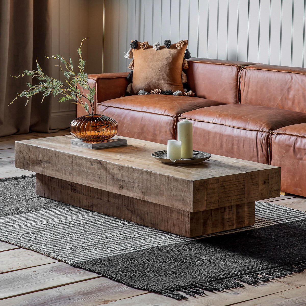 Rustana Weathered Mango Wood Coffee Table, ÉDITÉ