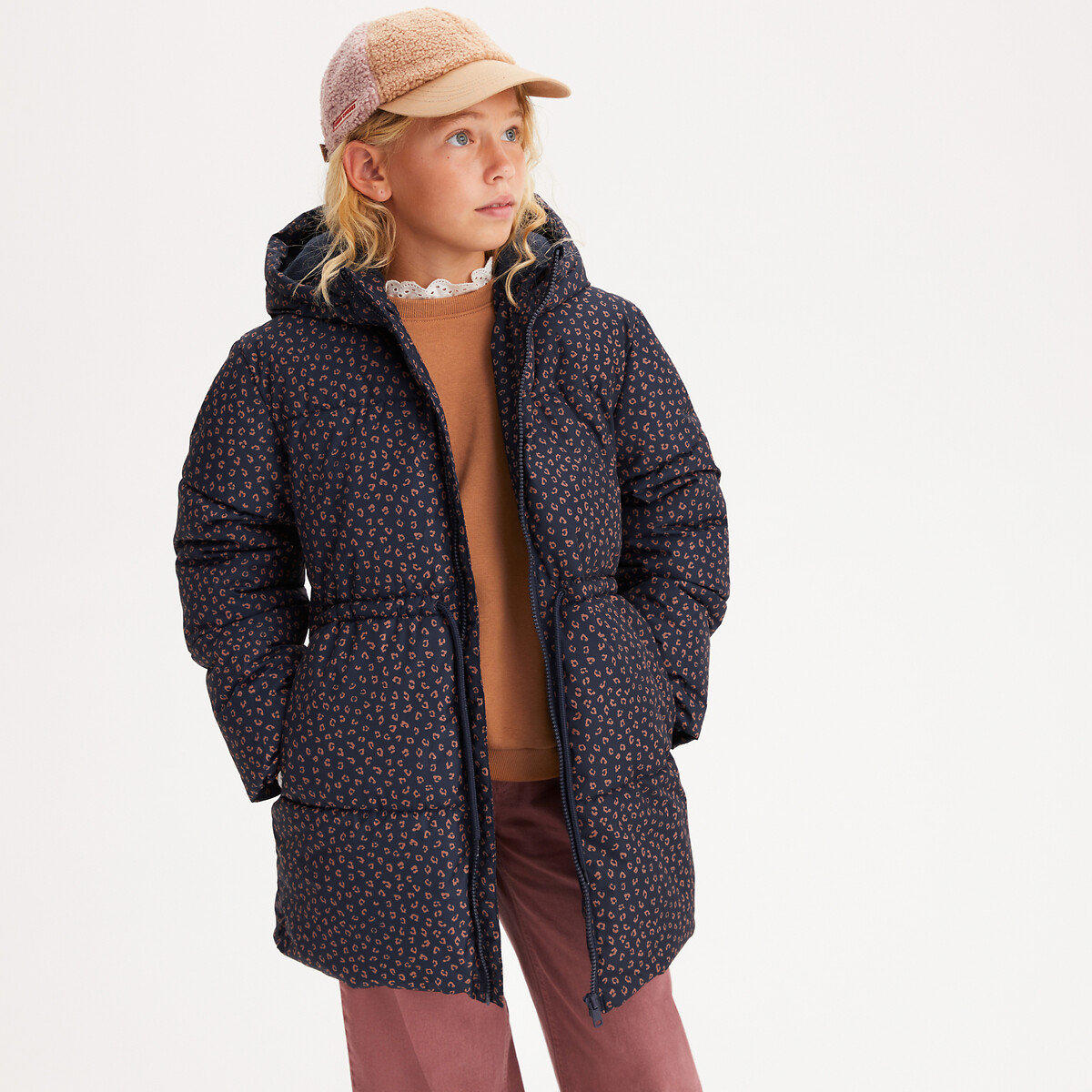 Warme donsjas met kap, gevoerd in fleece