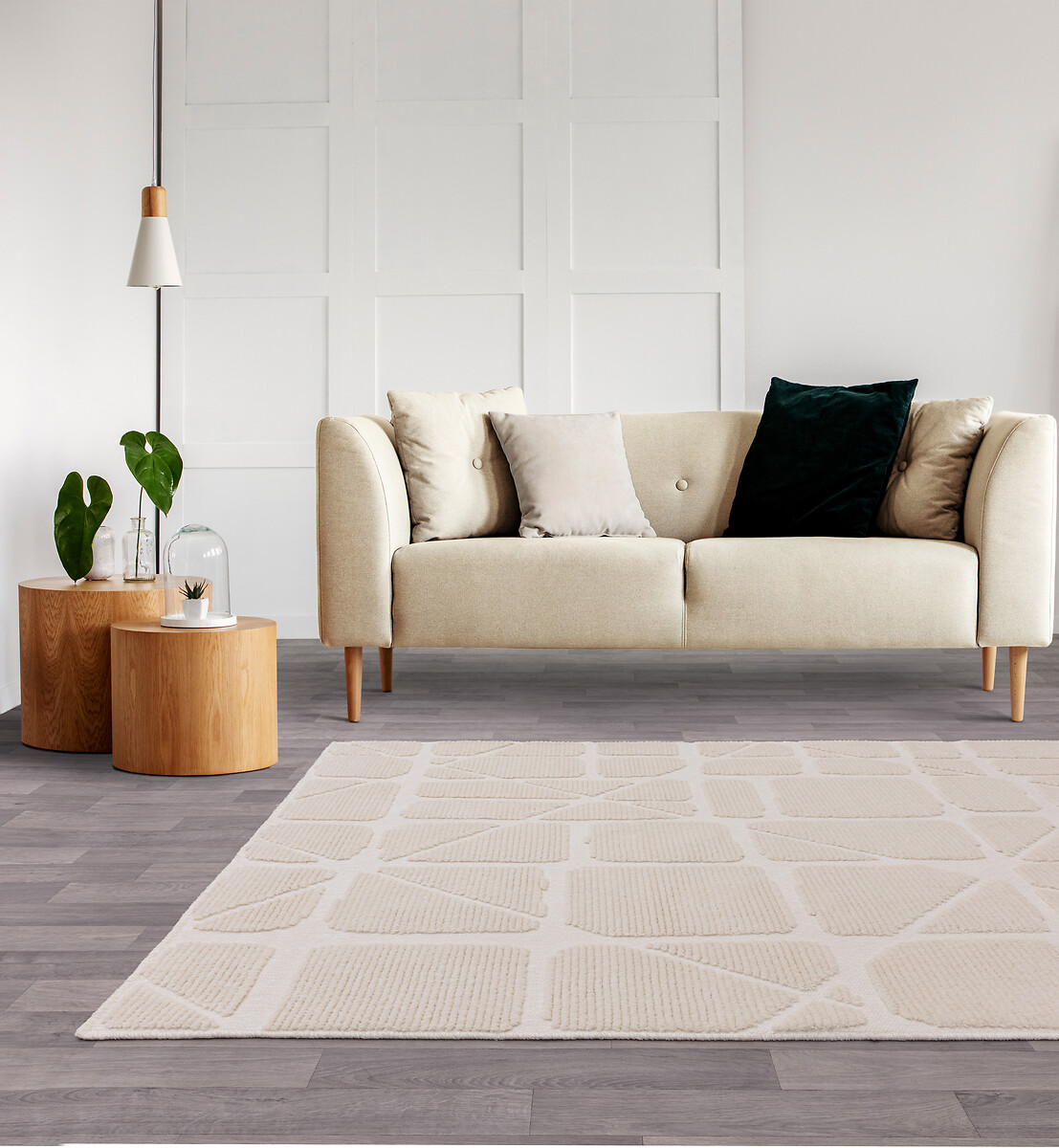 Plush Abstract Shapes Rug, ÉDITÉ