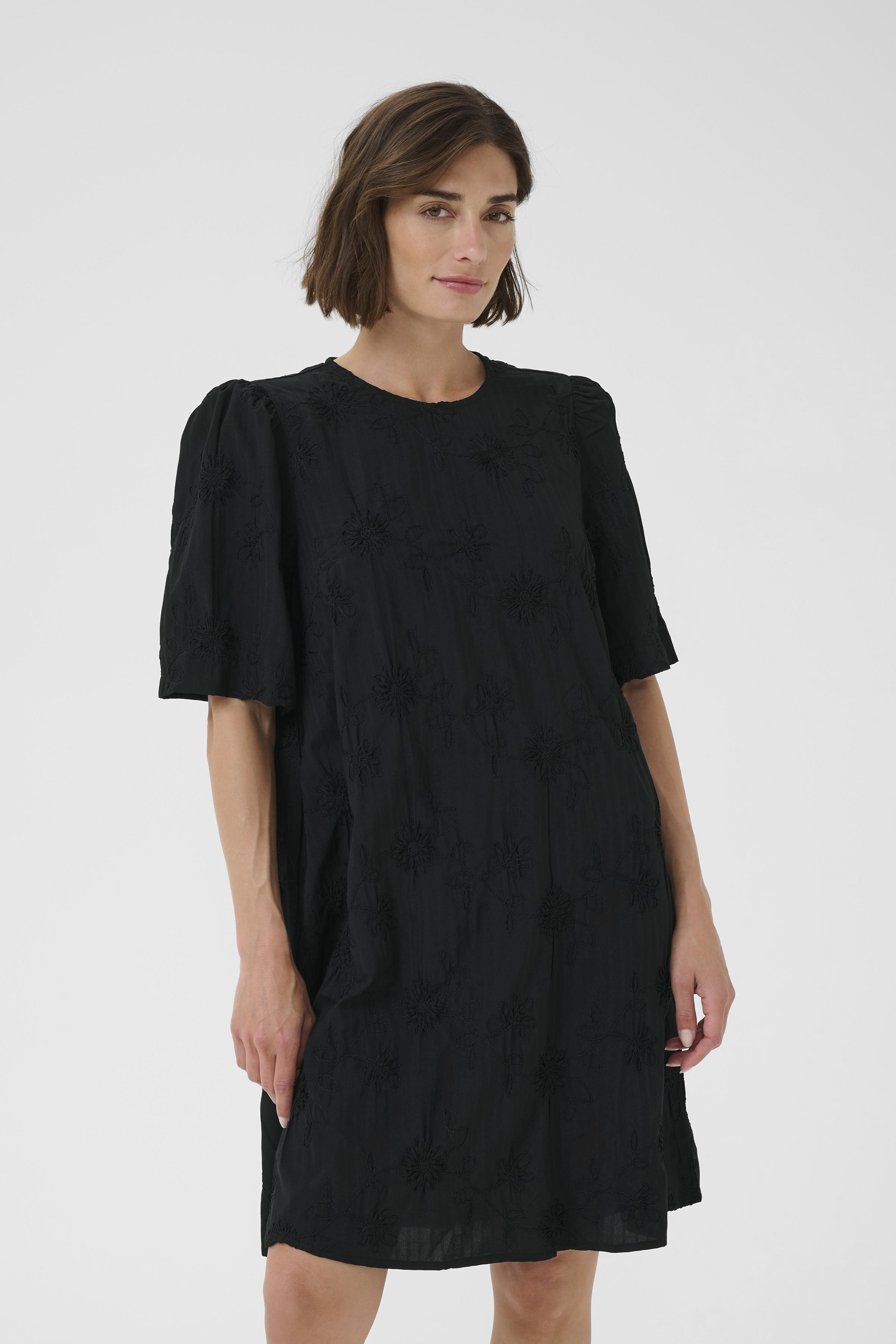 Robe, CULTURE