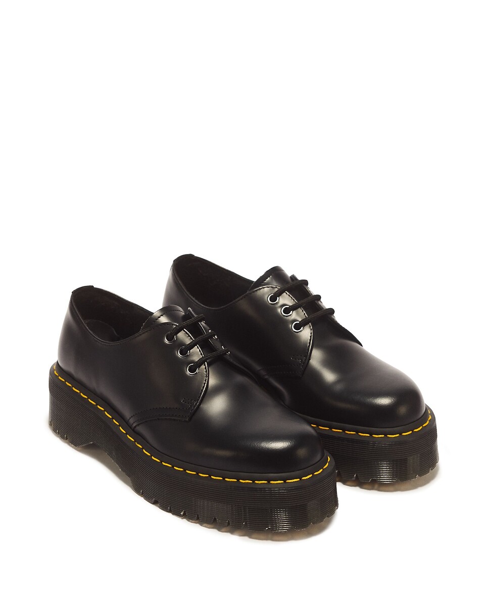 Derby's 1461 in Smooth leer met plateauzool, DR. MARTENS