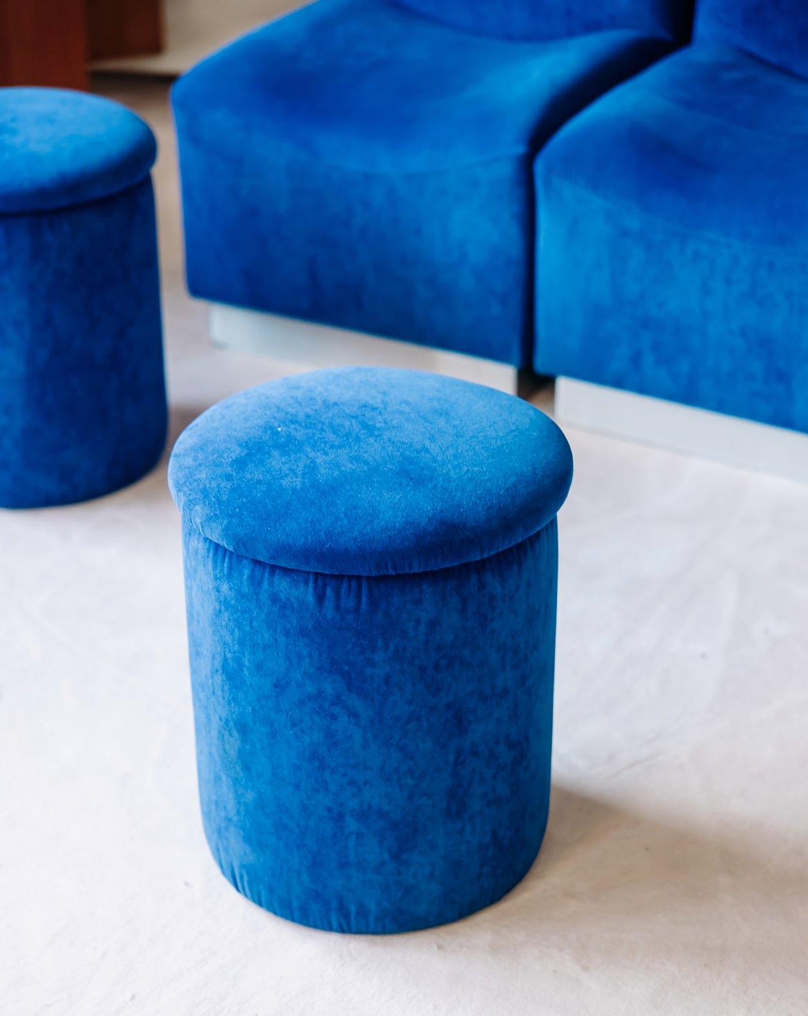 Tabouret en velours bleu Axel N°29 - Bon état, DEBONGOUT