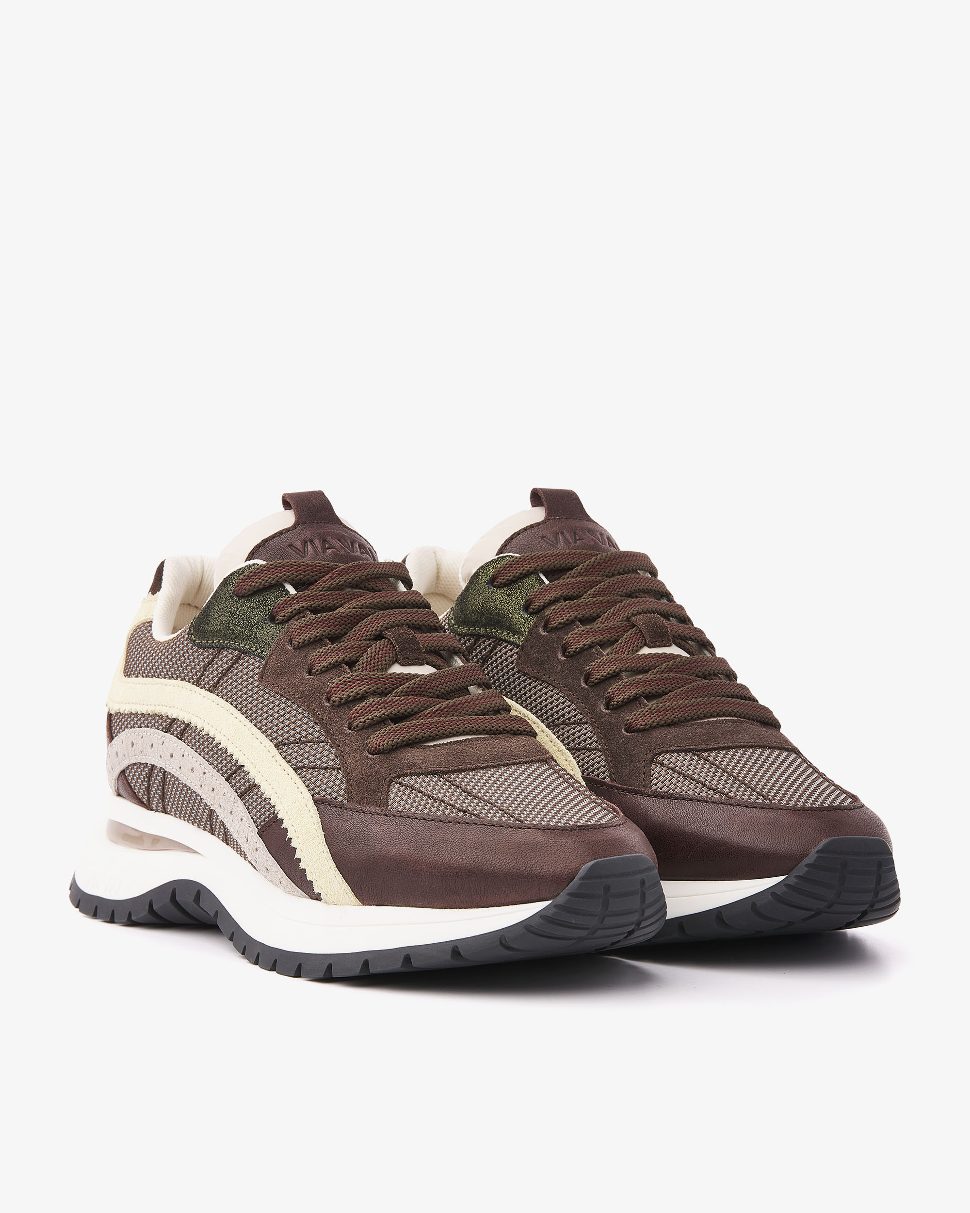 Baskets USHER LOTT, VIA VAI