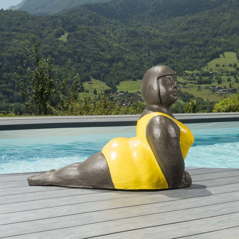 Statue femme 60 cm Couleur jaune Wanda Collection