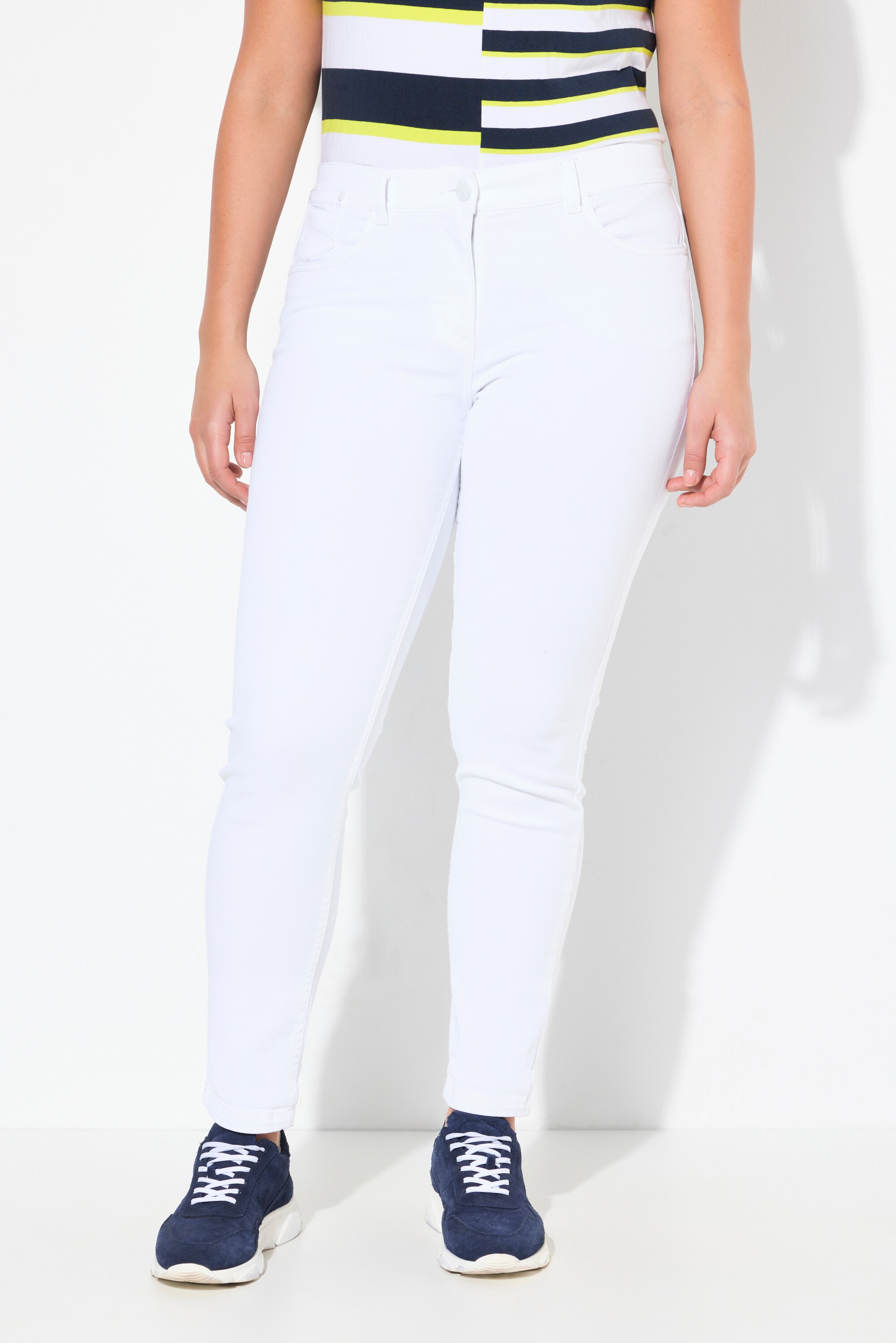 Jean Sarah. Jambe slim et taille confortable, ULLA POPKEN