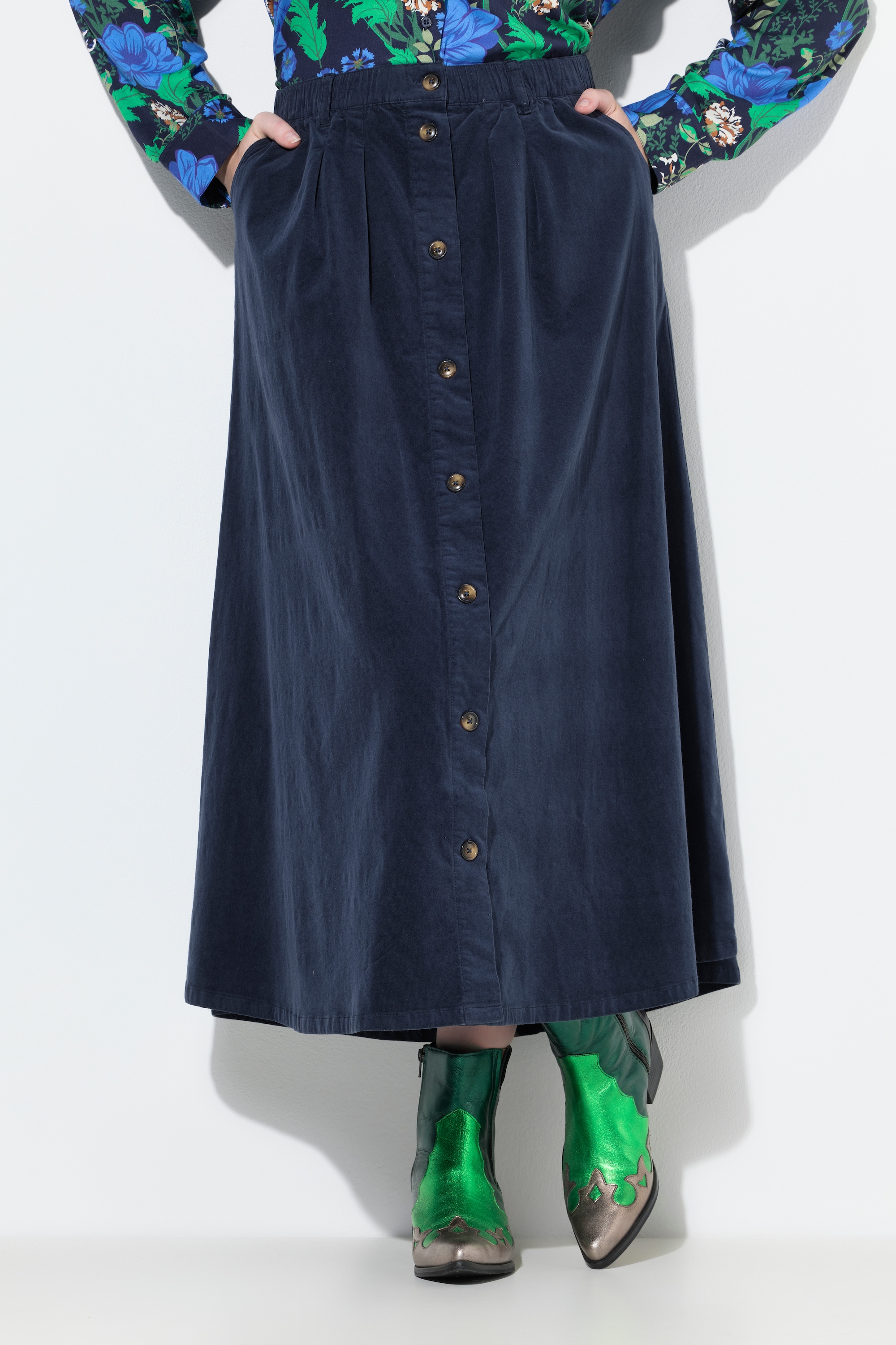 Jupe maxi en velours côtelé avec ceinture, ULLA POPKEN
