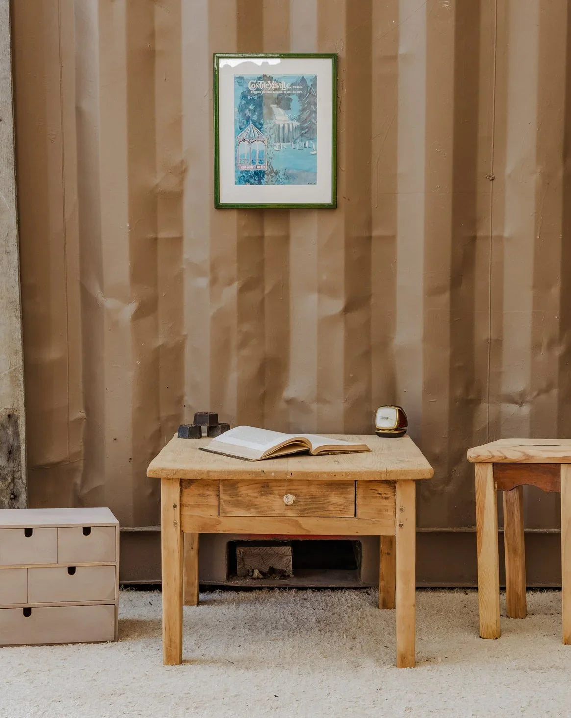 Table d'appoint en bois Francine N°820 - Bon état, DEBONGOUT