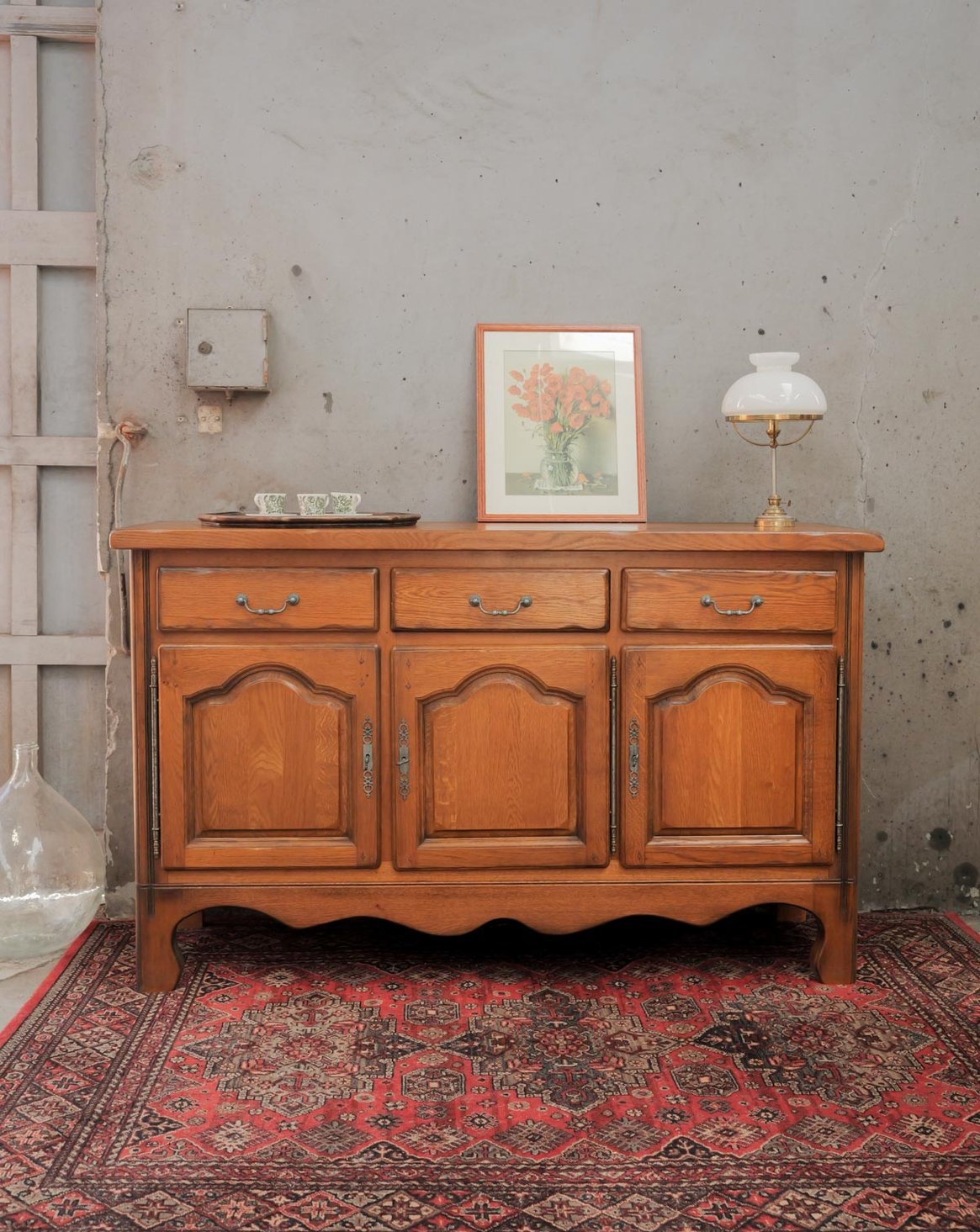 Buffet en bois massif Gilbert N°1679 - Bon état, DEBONGOUT