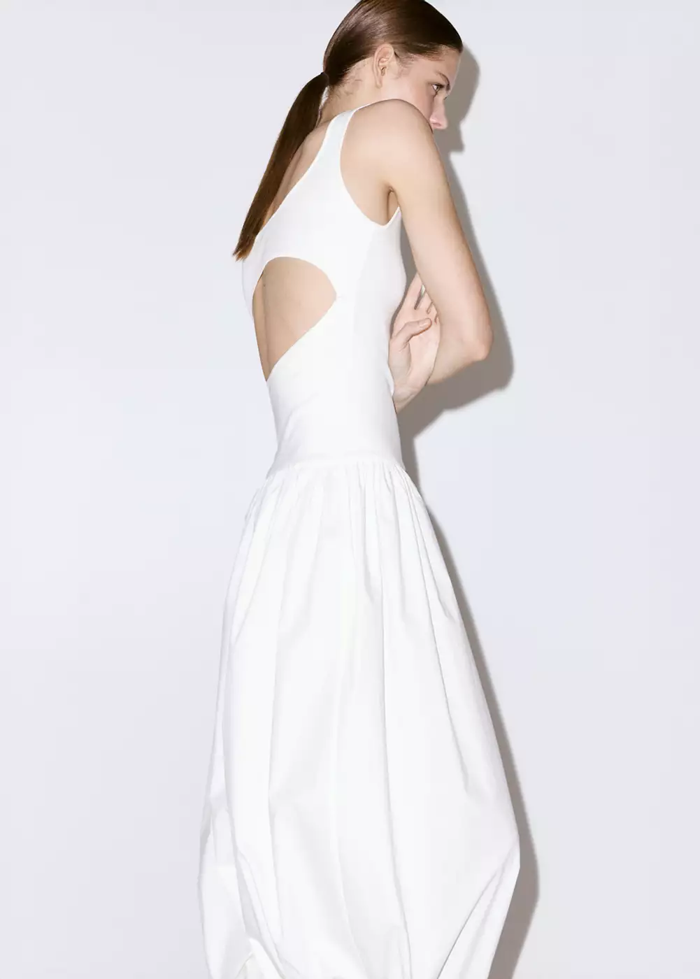 Robe en tissu combiné avec dos nu, MANGO