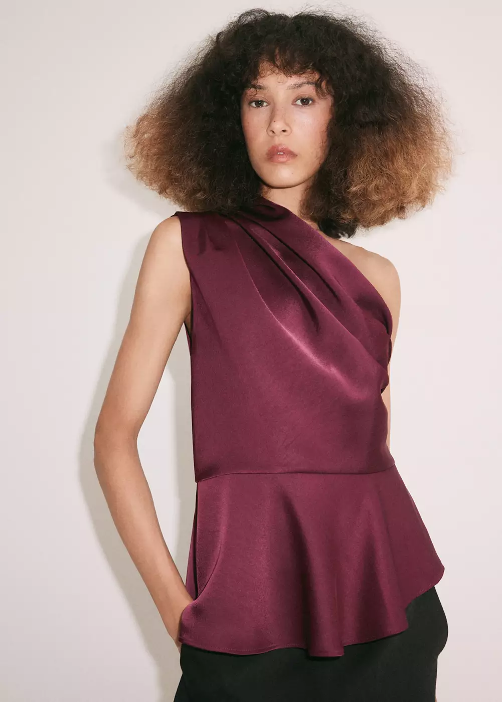 Blouse satinée à basque peplum, MANGO