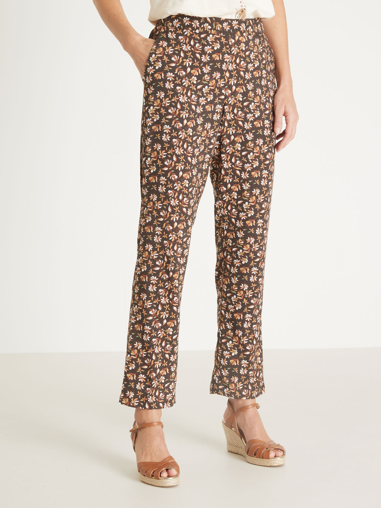 Pantalon élastiqué fluide, DAXON