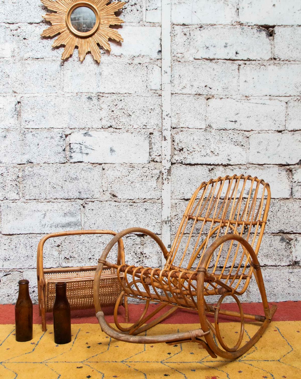 Rocking-chair en rotin clair Alibert N°66 - Bon état, DEBONGOUT