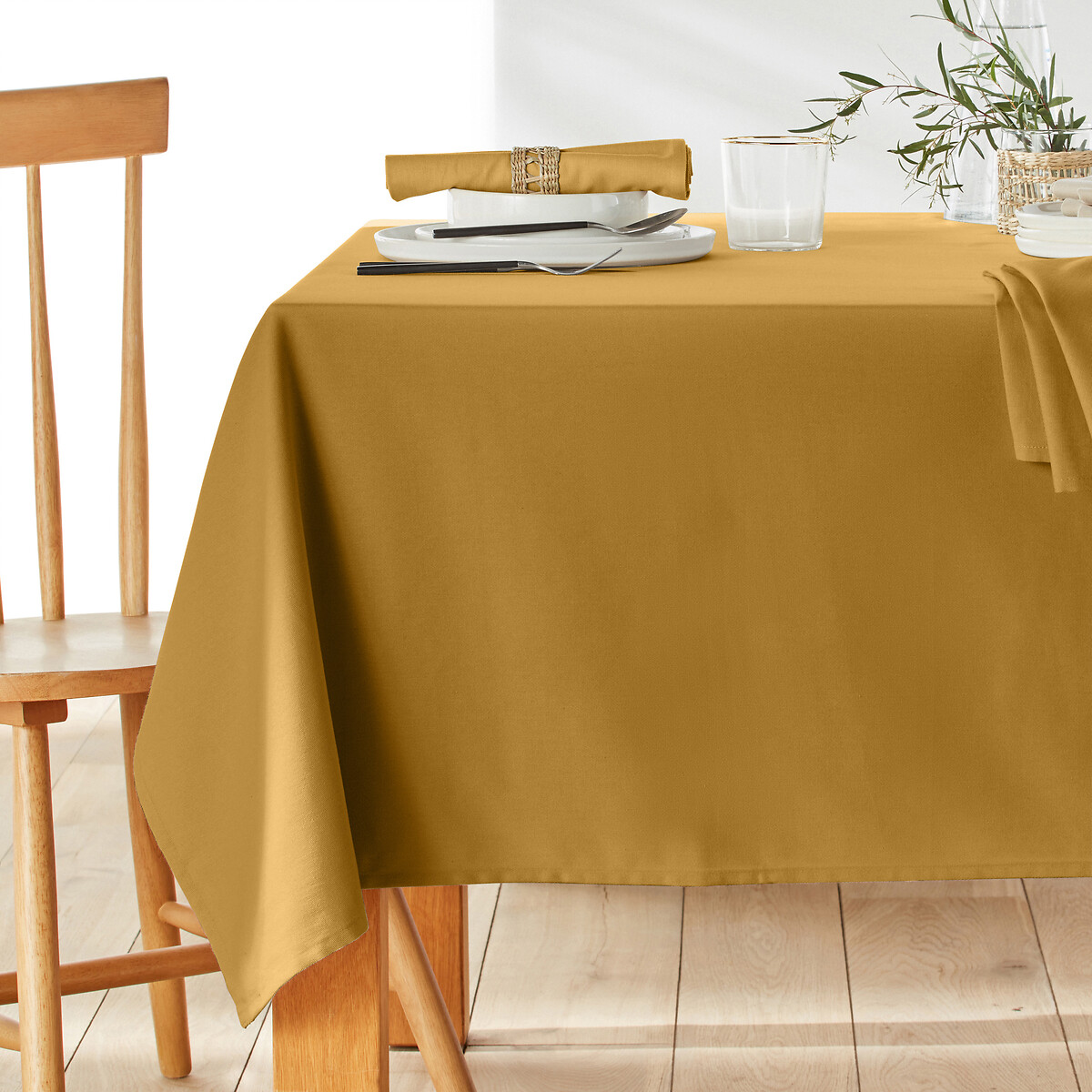 Scenario 100% Cotton Tablecloth with Anti-Stain Treatment