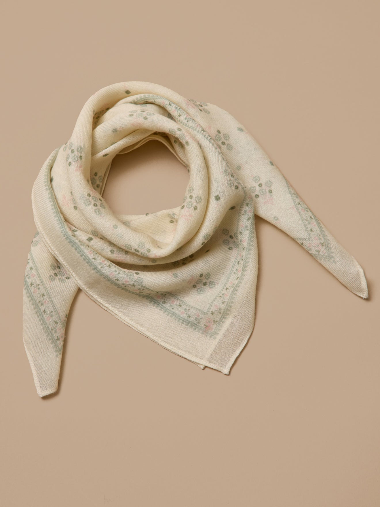 Foulard imprimé en laine, CYRILLUS