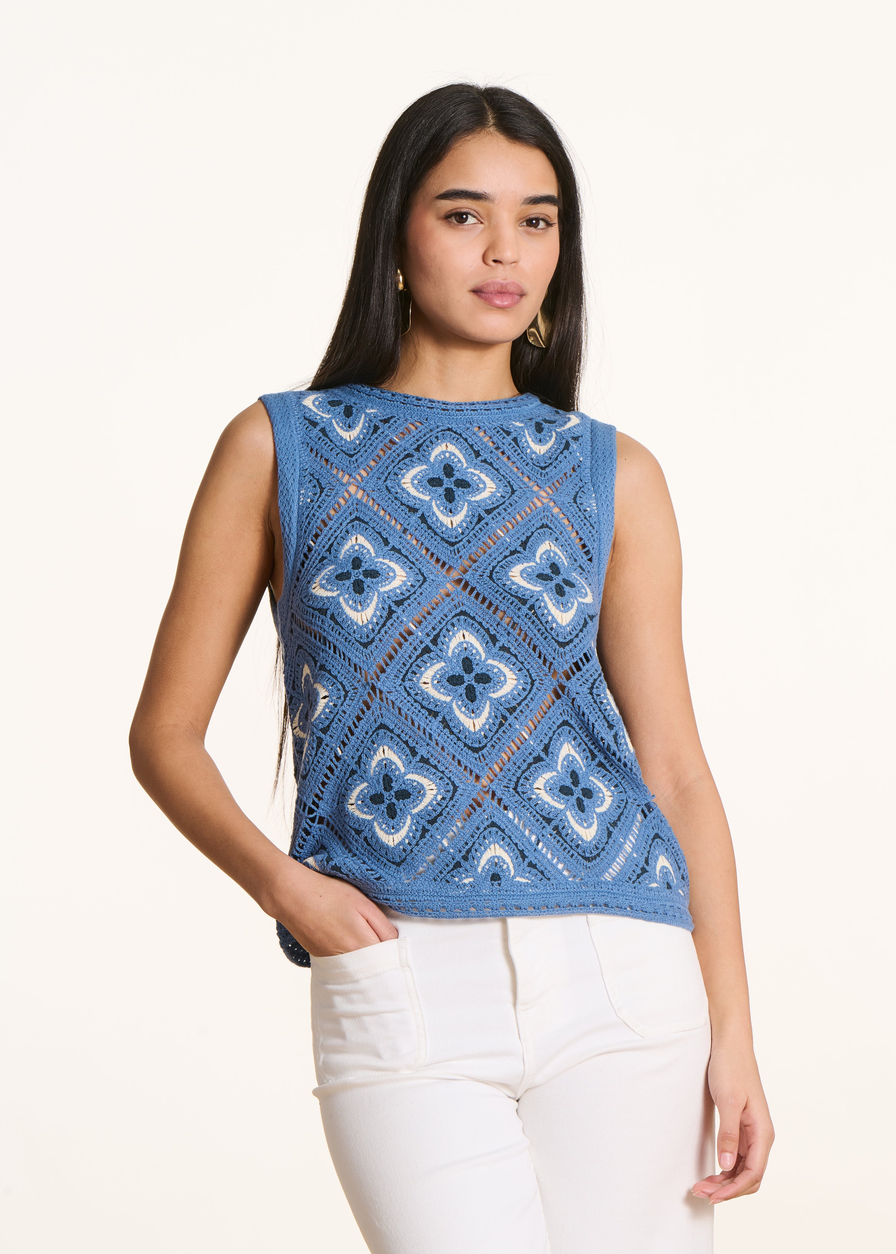Pull sans manches maille crochet coloré, LA FEE MARABOUTEE