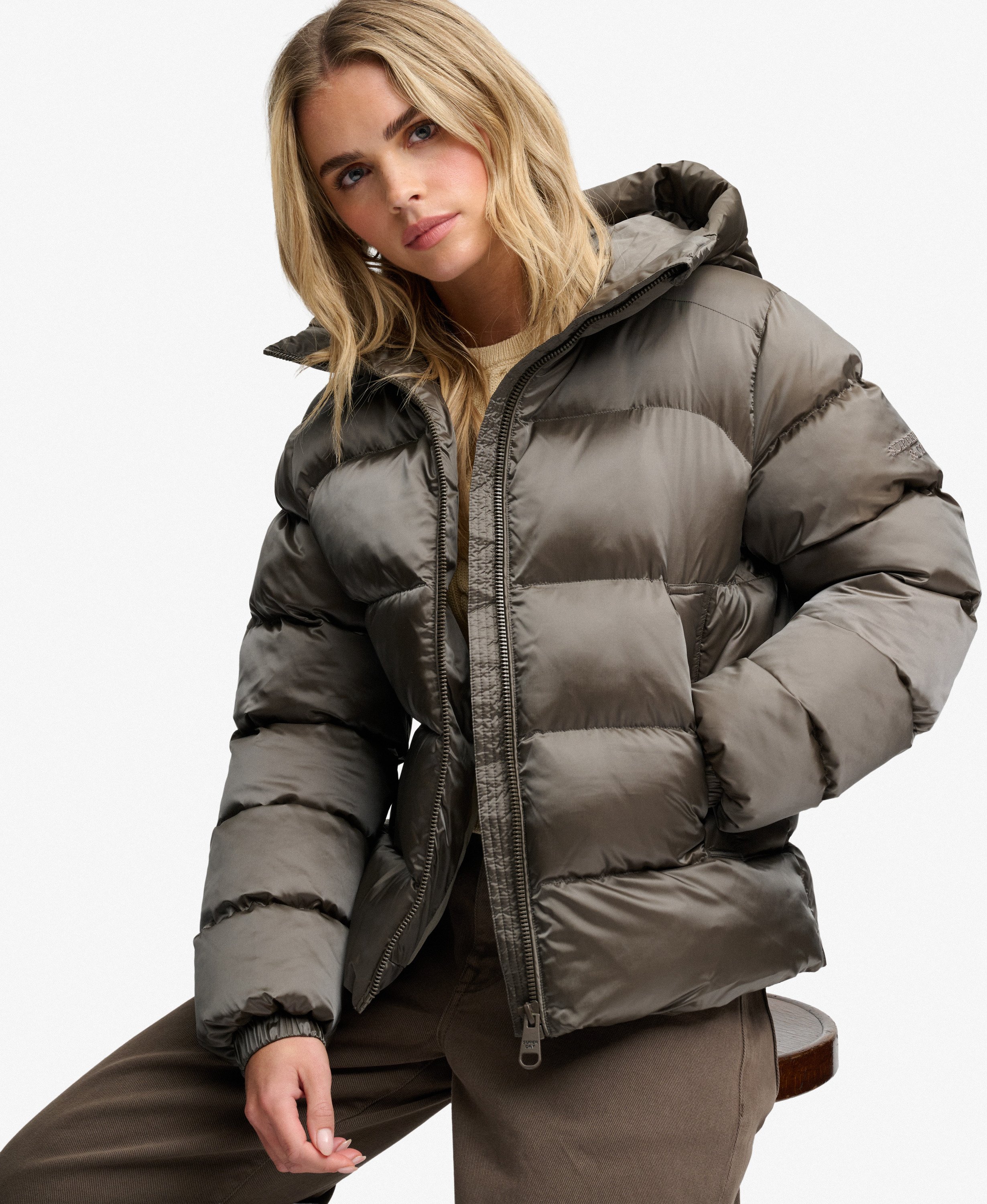 Doudoune à Capuche Brillante Coupe Ajustée, SUPERDRY